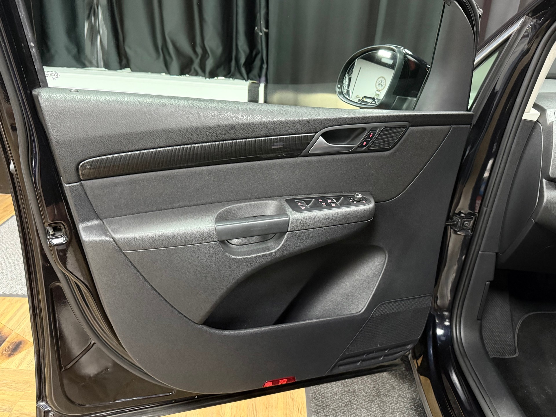 SEAT Alhambra 2.0 TSI Style DSG-image-9