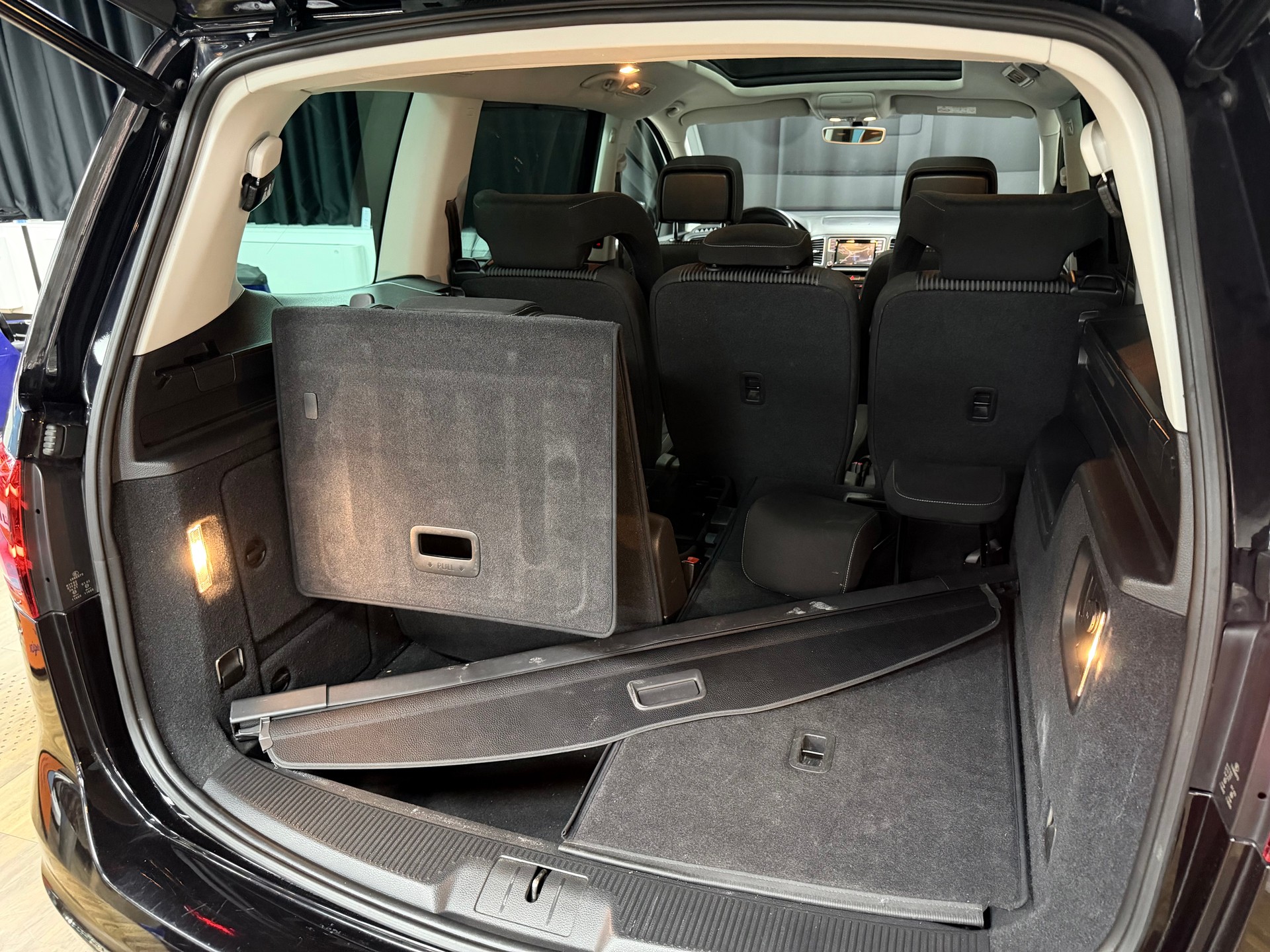 SEAT Alhambra 2.0 TSI Style DSG-image-23