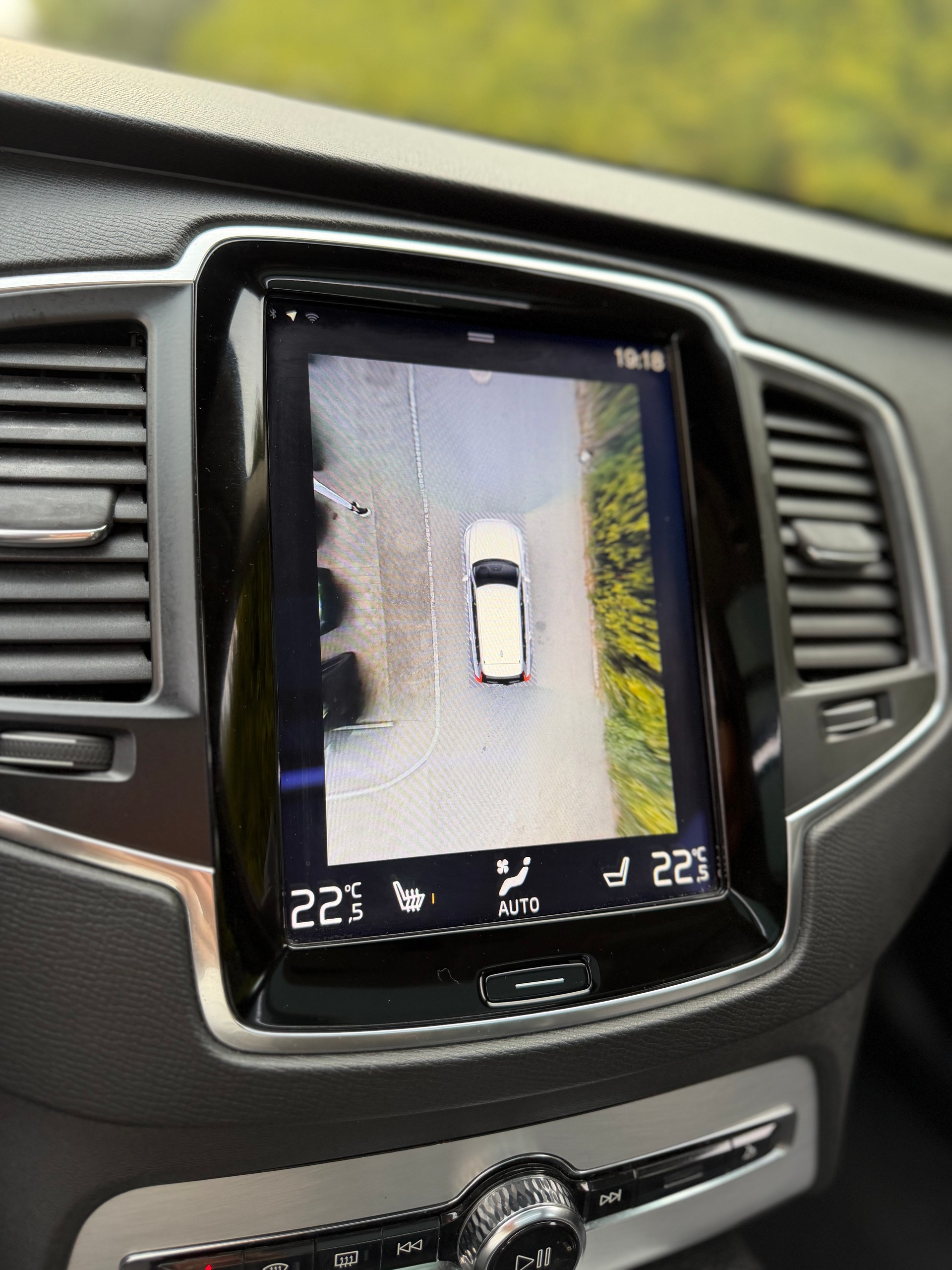 VOLVO XC90 T6 AWD R-Design Geartronic-image-15