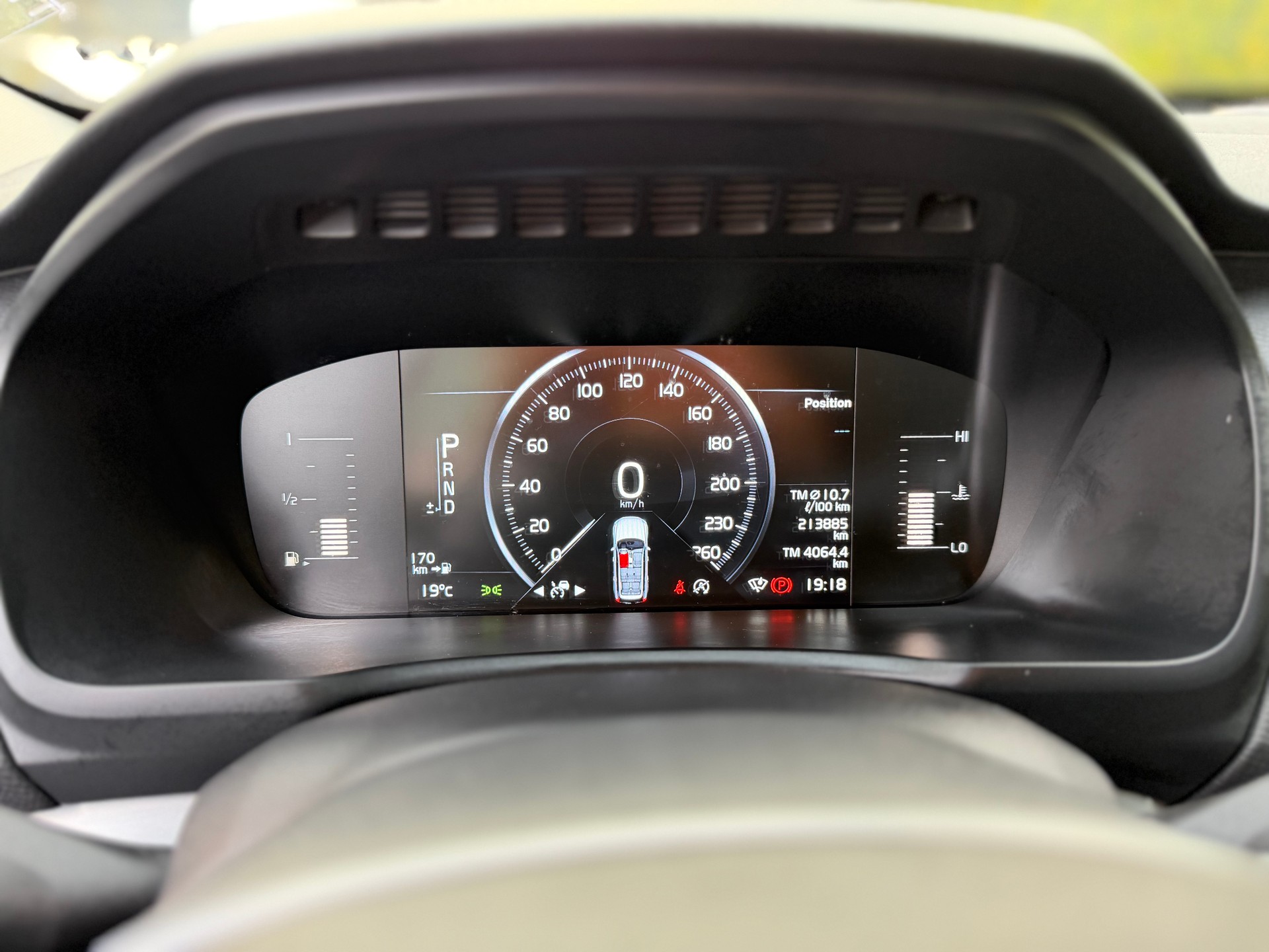 VOLVO XC90 T6 AWD R-Design Geartronic-image-14