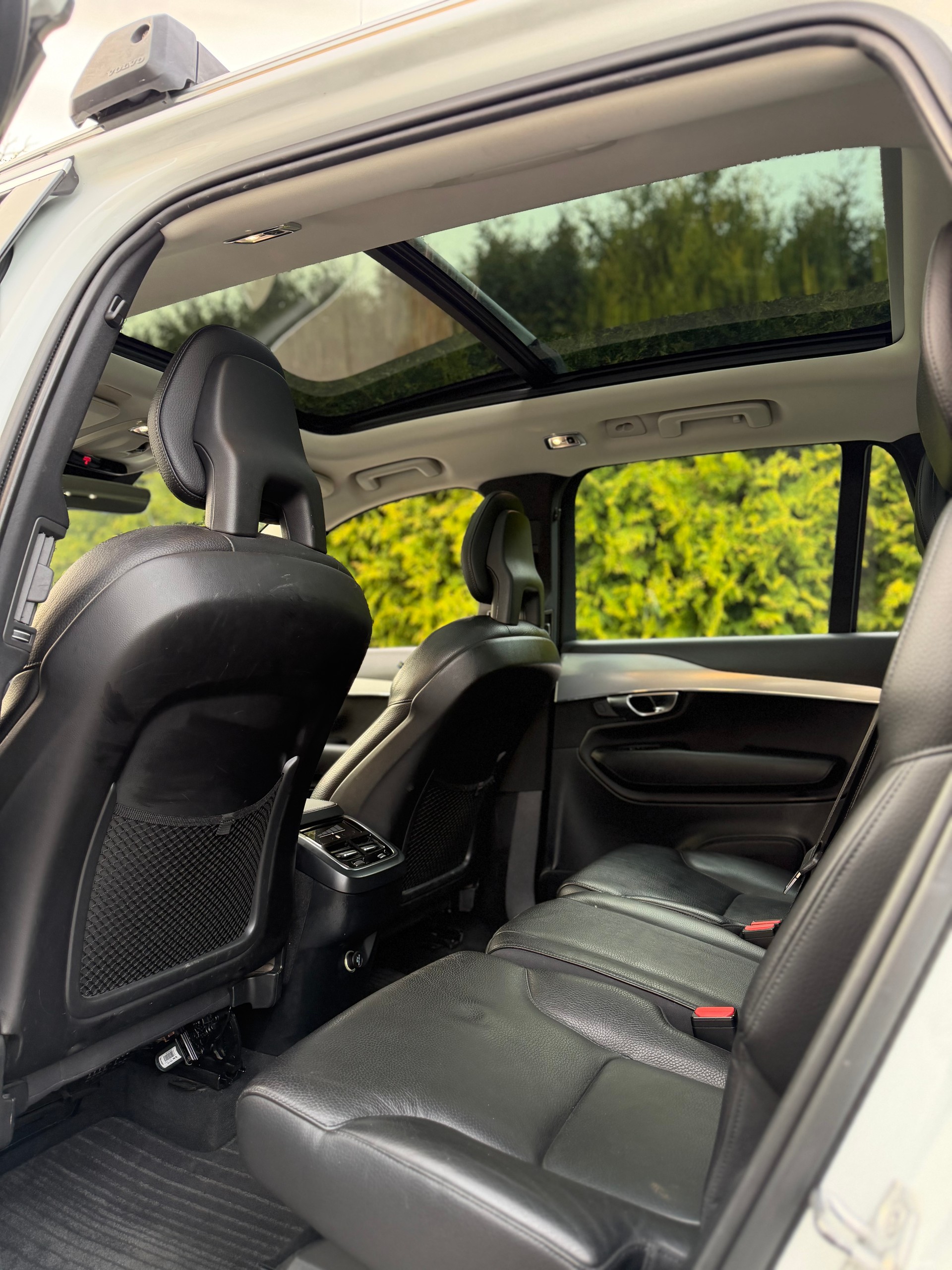 VOLVO XC90 T6 AWD R-Design Geartronic-image-9