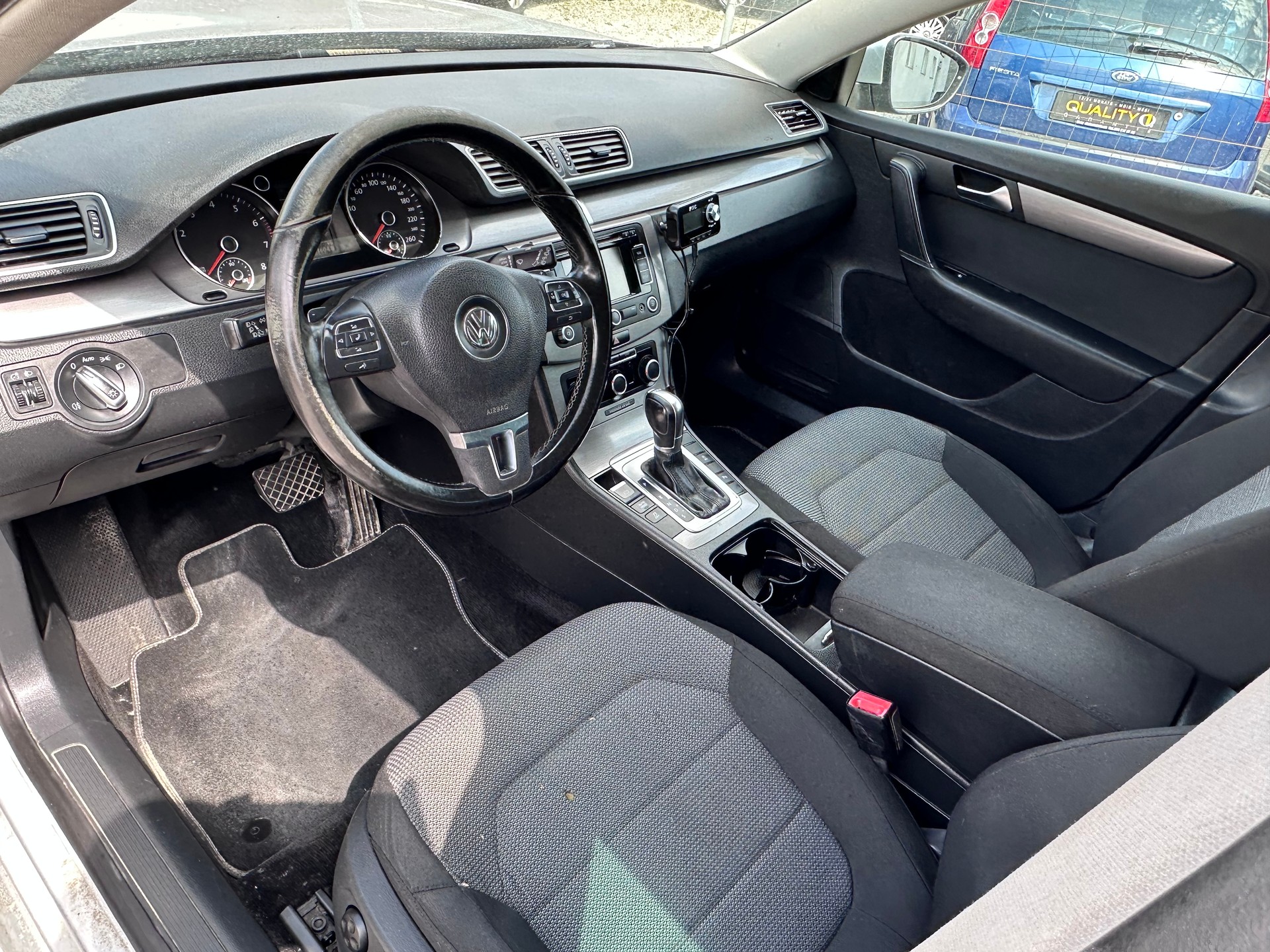 VW Passat Variant 1.4 TSI Trendline DSG-image-12
