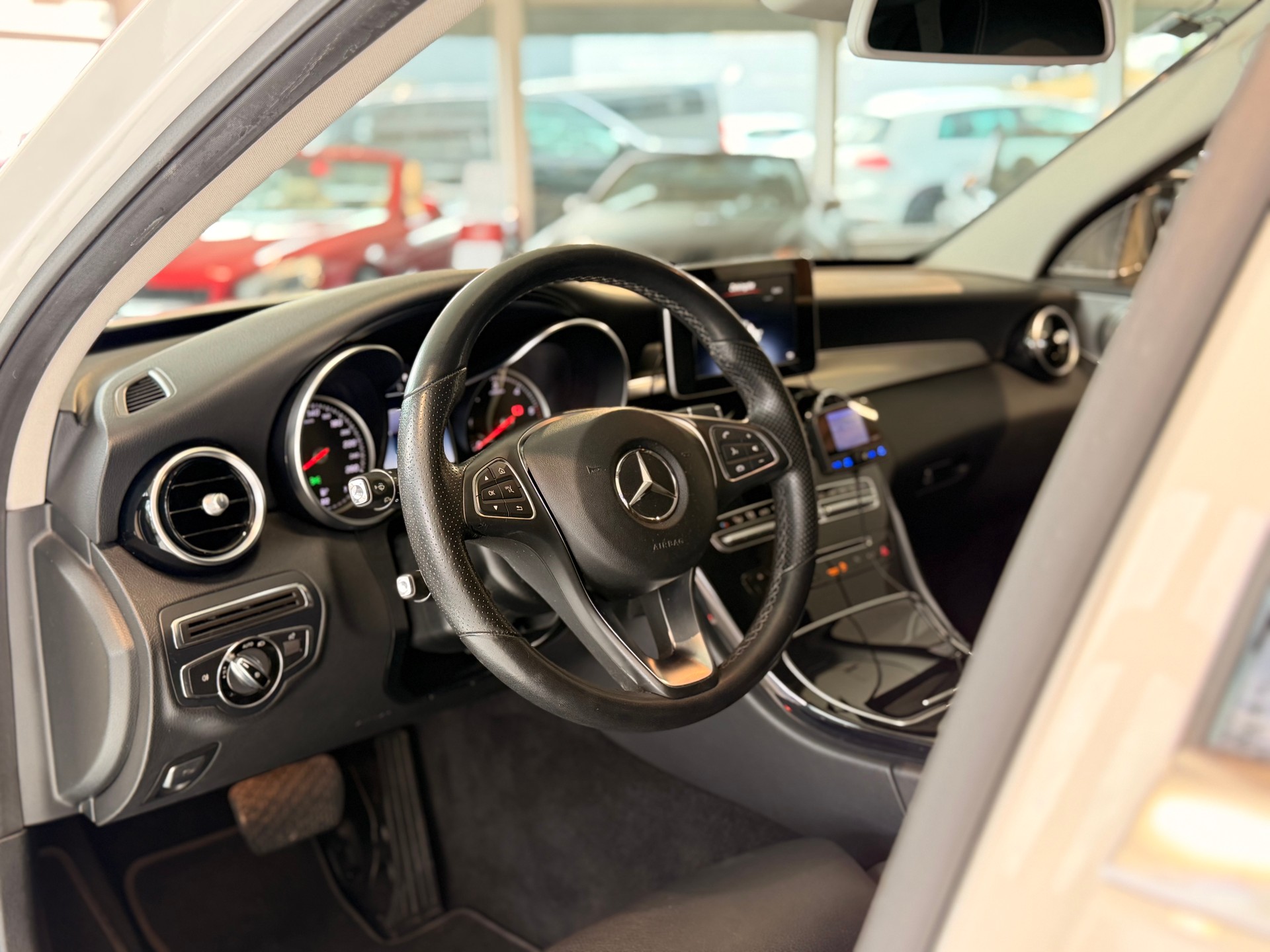 MERCEDES-BENZ C 220 d Avantgarde 4Matic 7G-Tronic-image-14