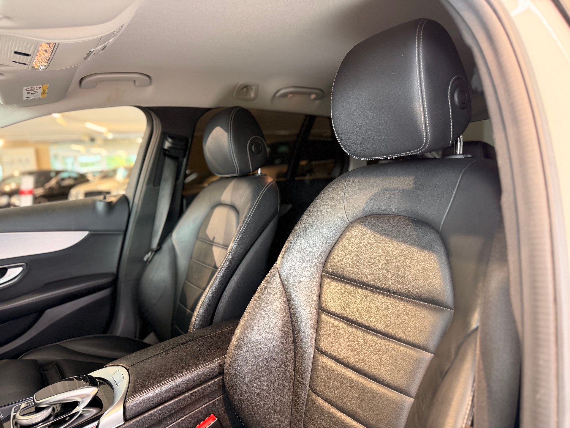 MERCEDES-BENZ C 220 d Avantgarde 4Matic 7G-Tronic-image-16
