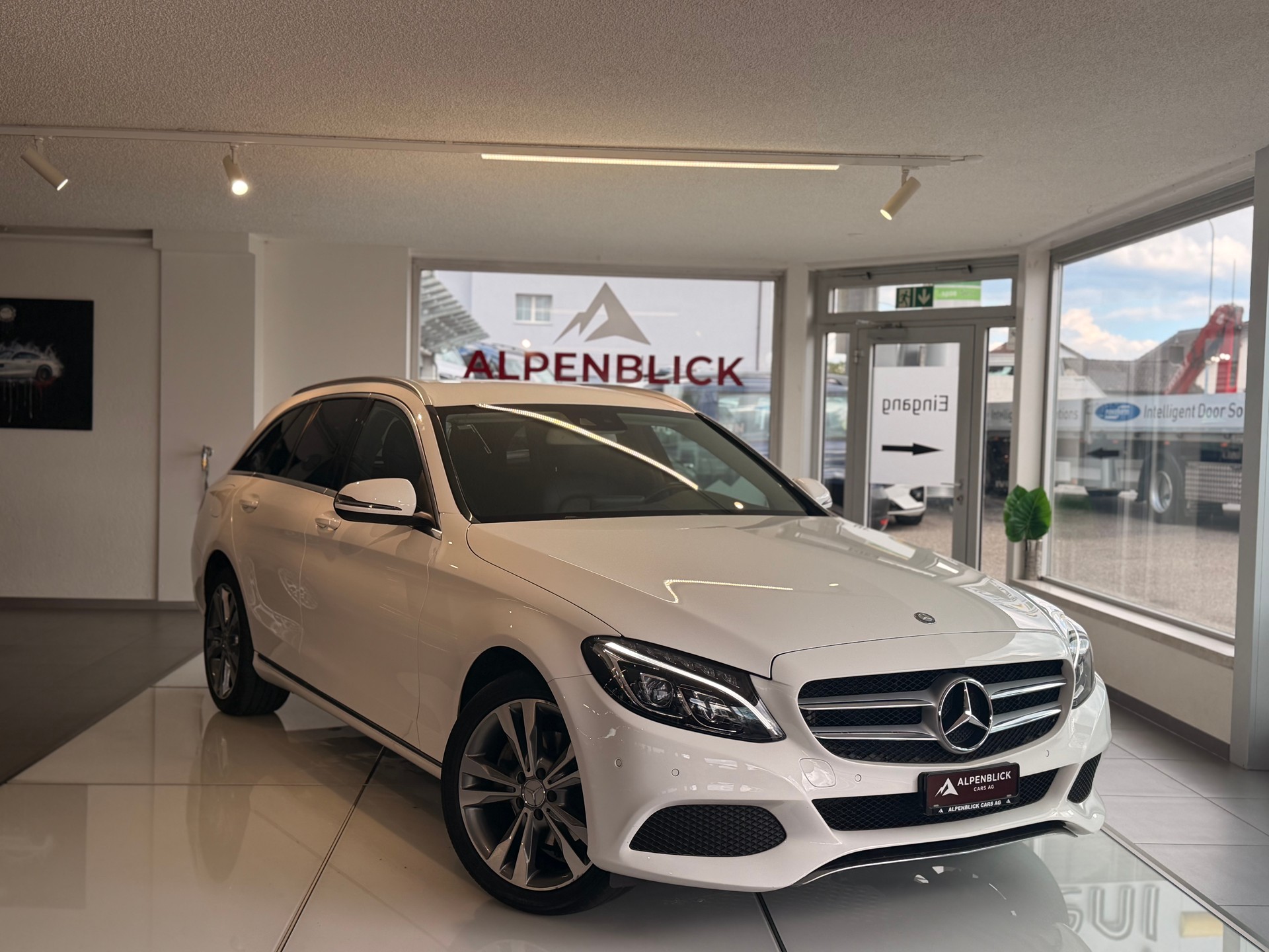 MERCEDES-BENZ C 220 d Avantgarde 4Matic 7G-Tronic-image-0