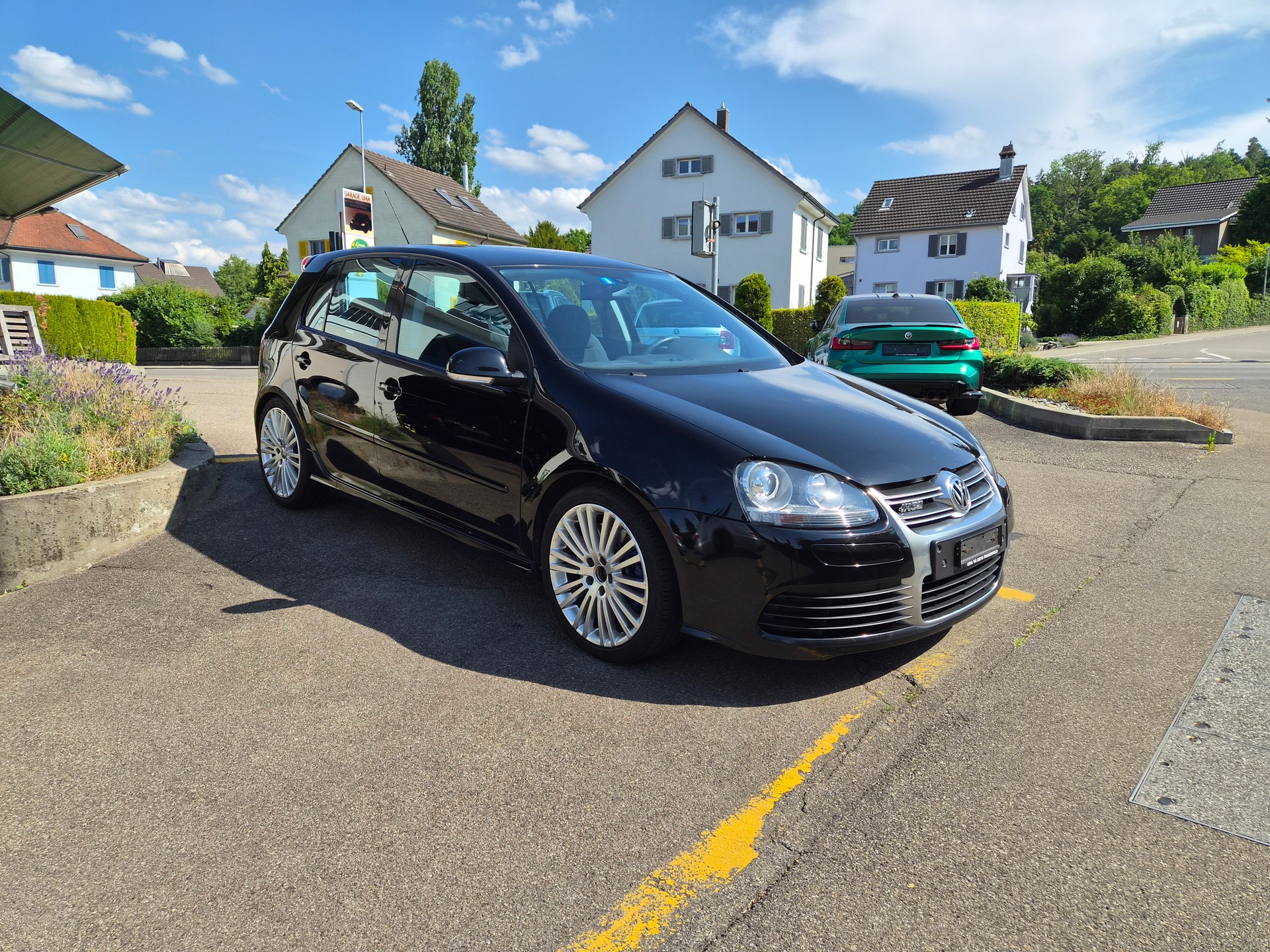 VW Golf R32 4Motion-image-3
