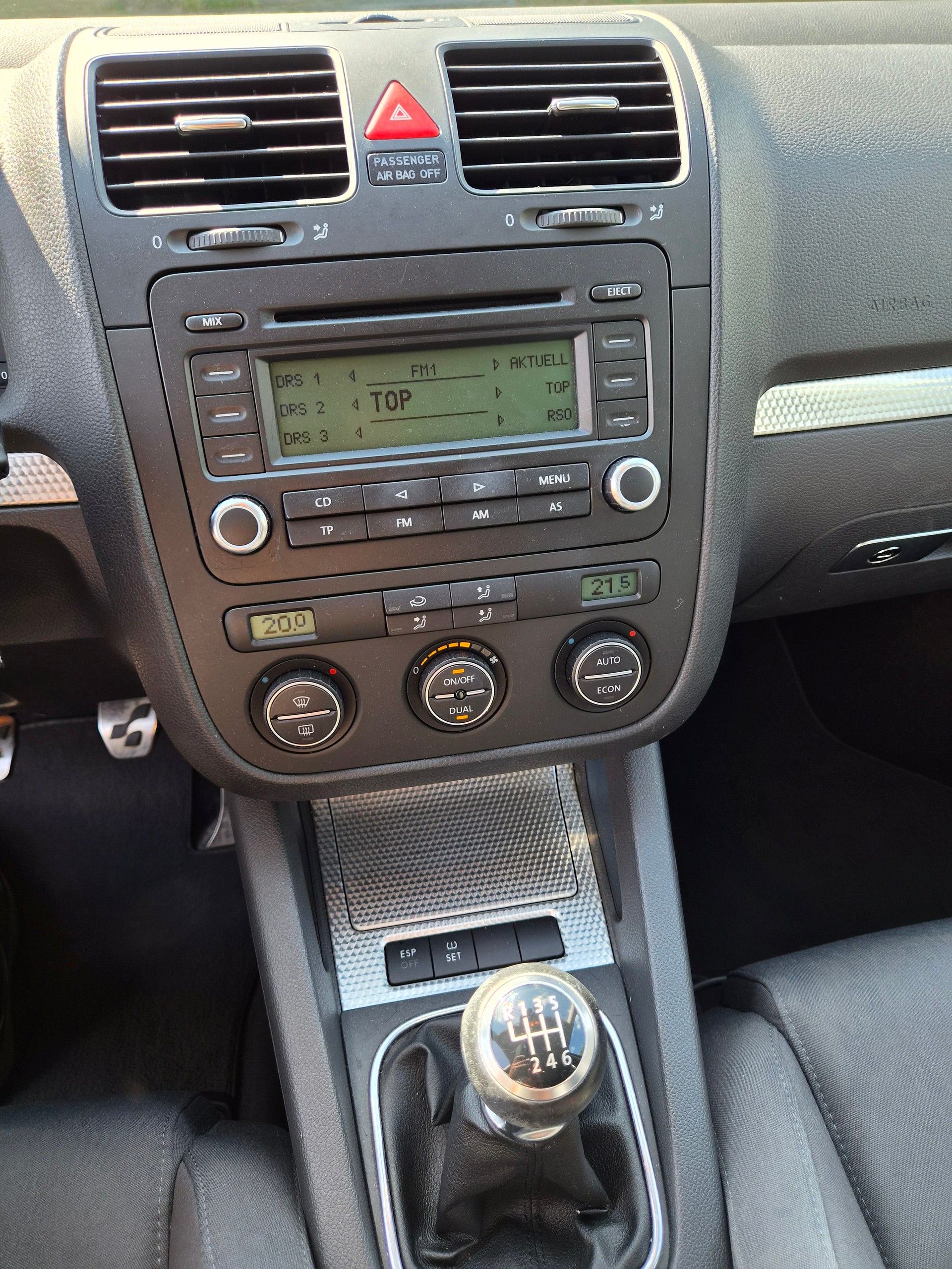 VW Golf R32 4Motion-image-8