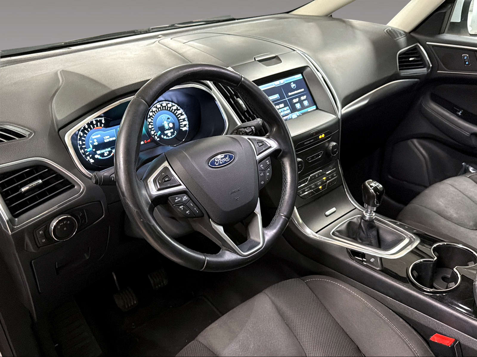 FORD S-Max 2.0 TDCi 150 Titanium 4x4-image-7