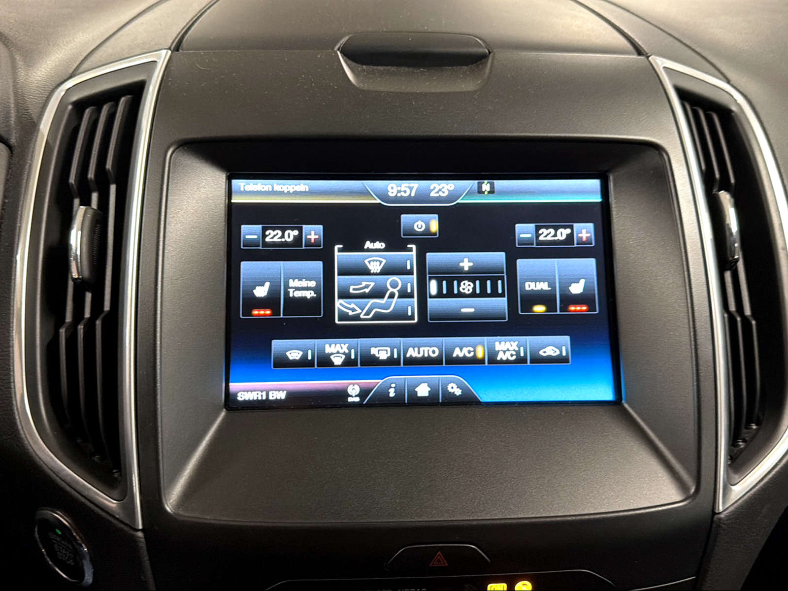 FORD S-Max 2.0 TDCi 150 Titanium 4x4-image-9