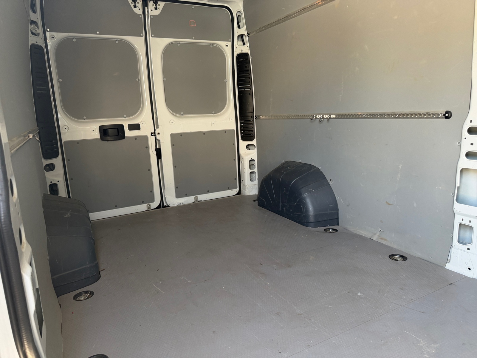 FIAT Ducato 35 L3H2 A8 - 3 Jahre Gratis Service-image-16