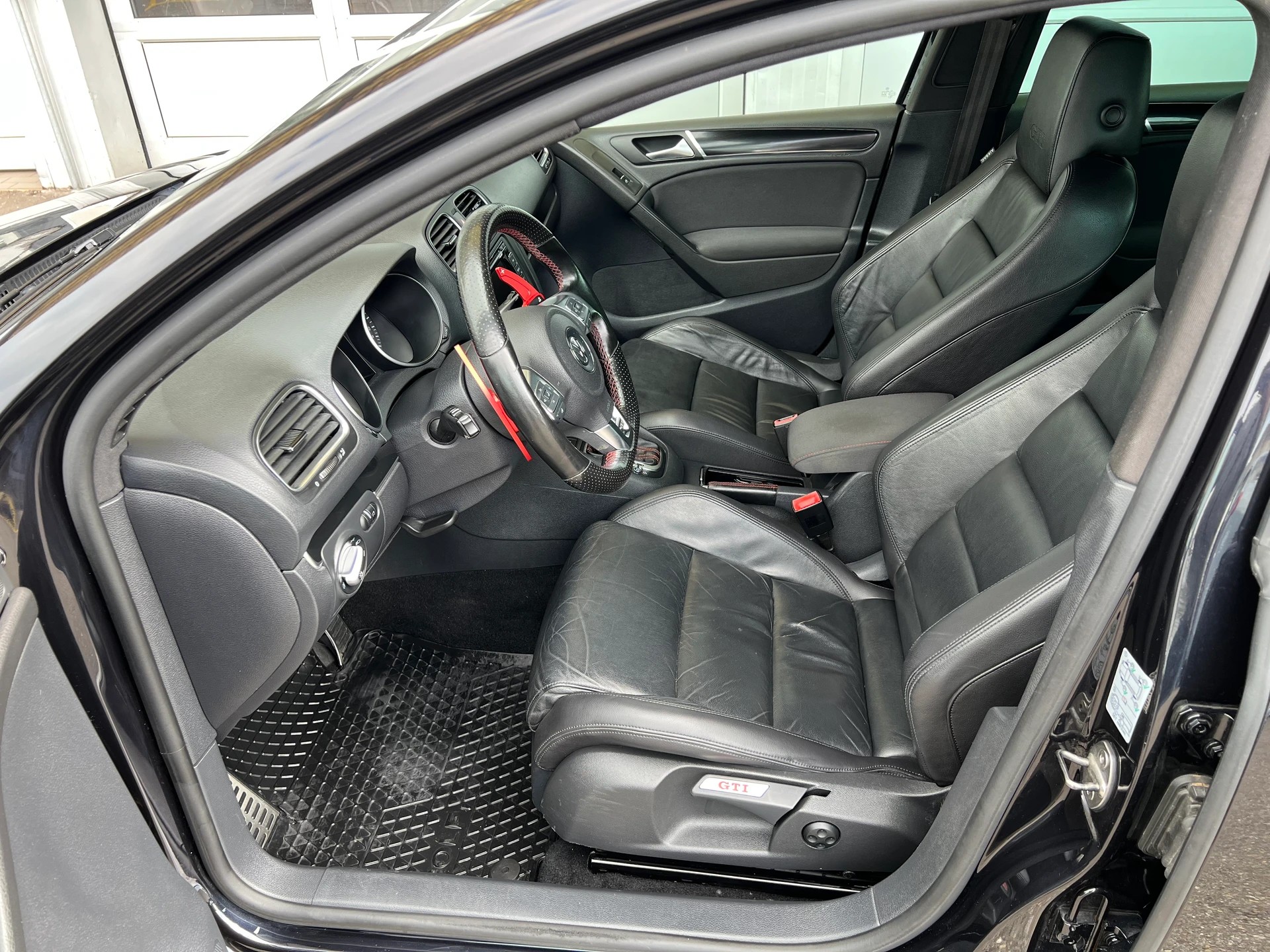 VW Golf 2.0 TSI GTI DSG-image-7