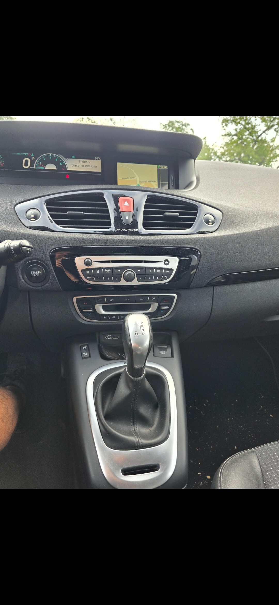 RENAULT Grand Scénic 1.5 dCi Bose EDC-image-8