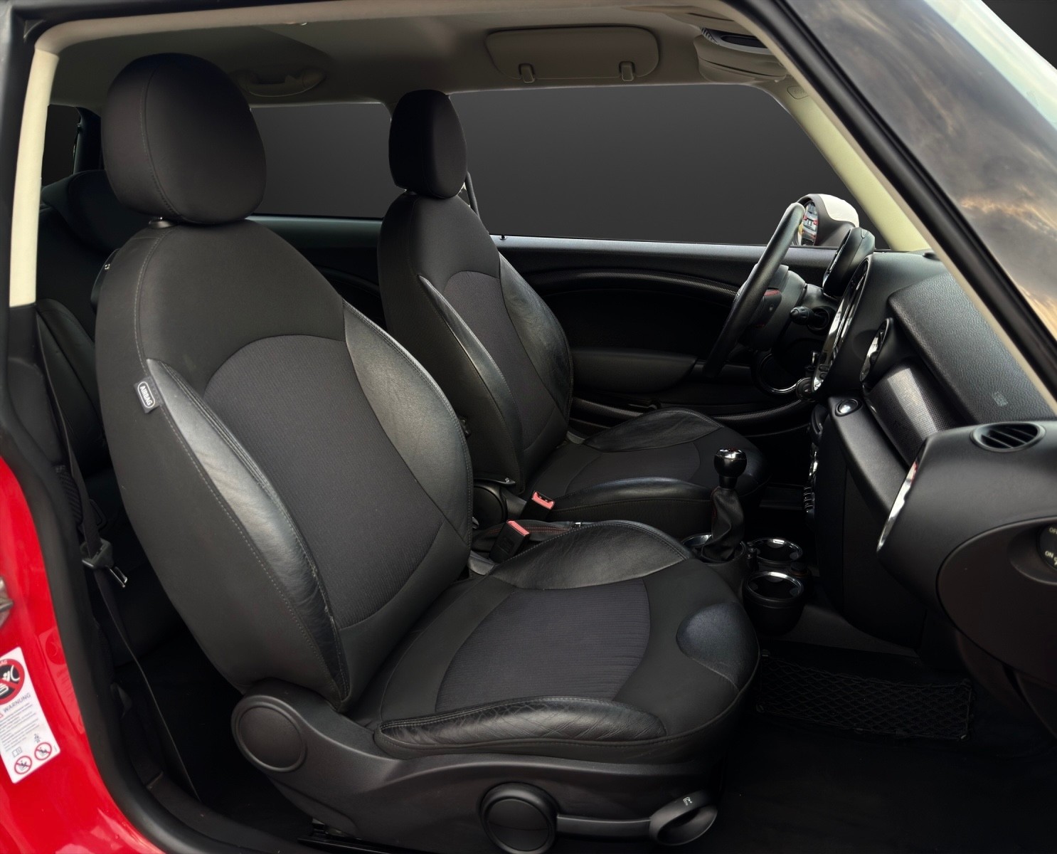 MINI Cooper S John Cooper Works mit 184 PS-image-8
