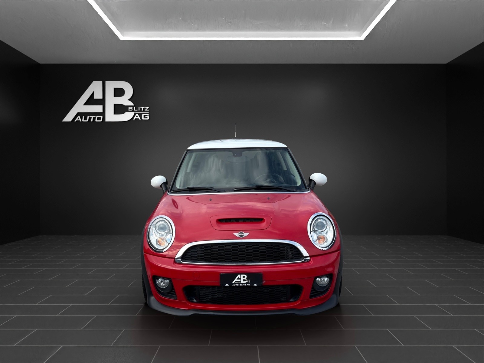 MINI Cooper S John Cooper Works mit 184 PS-image-0