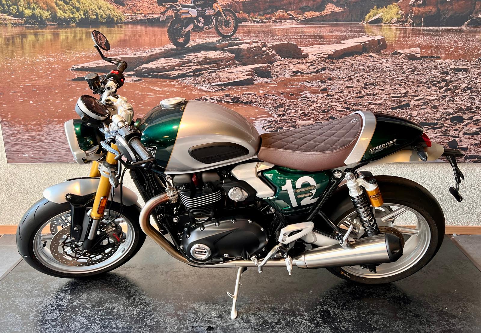 TRIUMPH Speed Twin 1200 RS Cafe Racer Edition-showroom-element-3