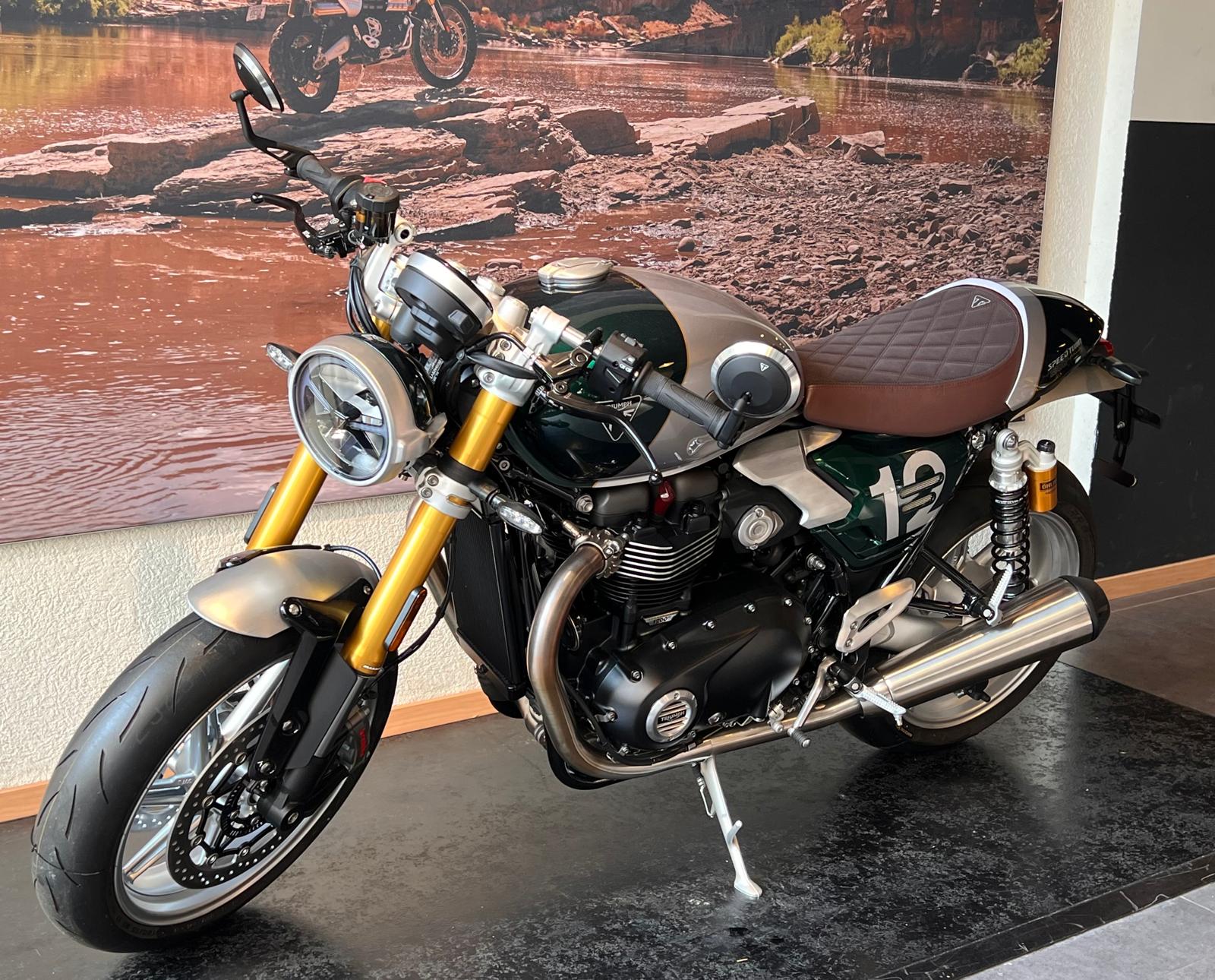 TRIUMPH Speed Twin 1200 RS Cafe Racer Edition-showroom-element-2