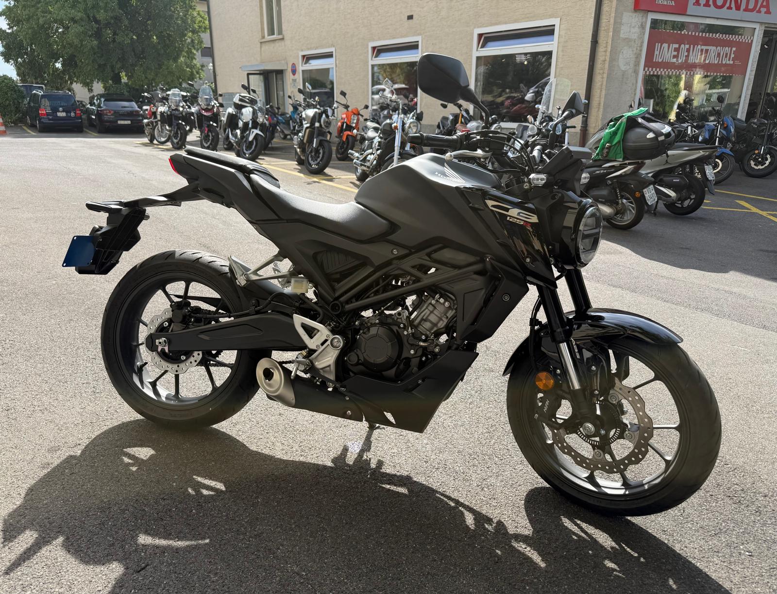 HONDA CB 125 R-showroom-element-3