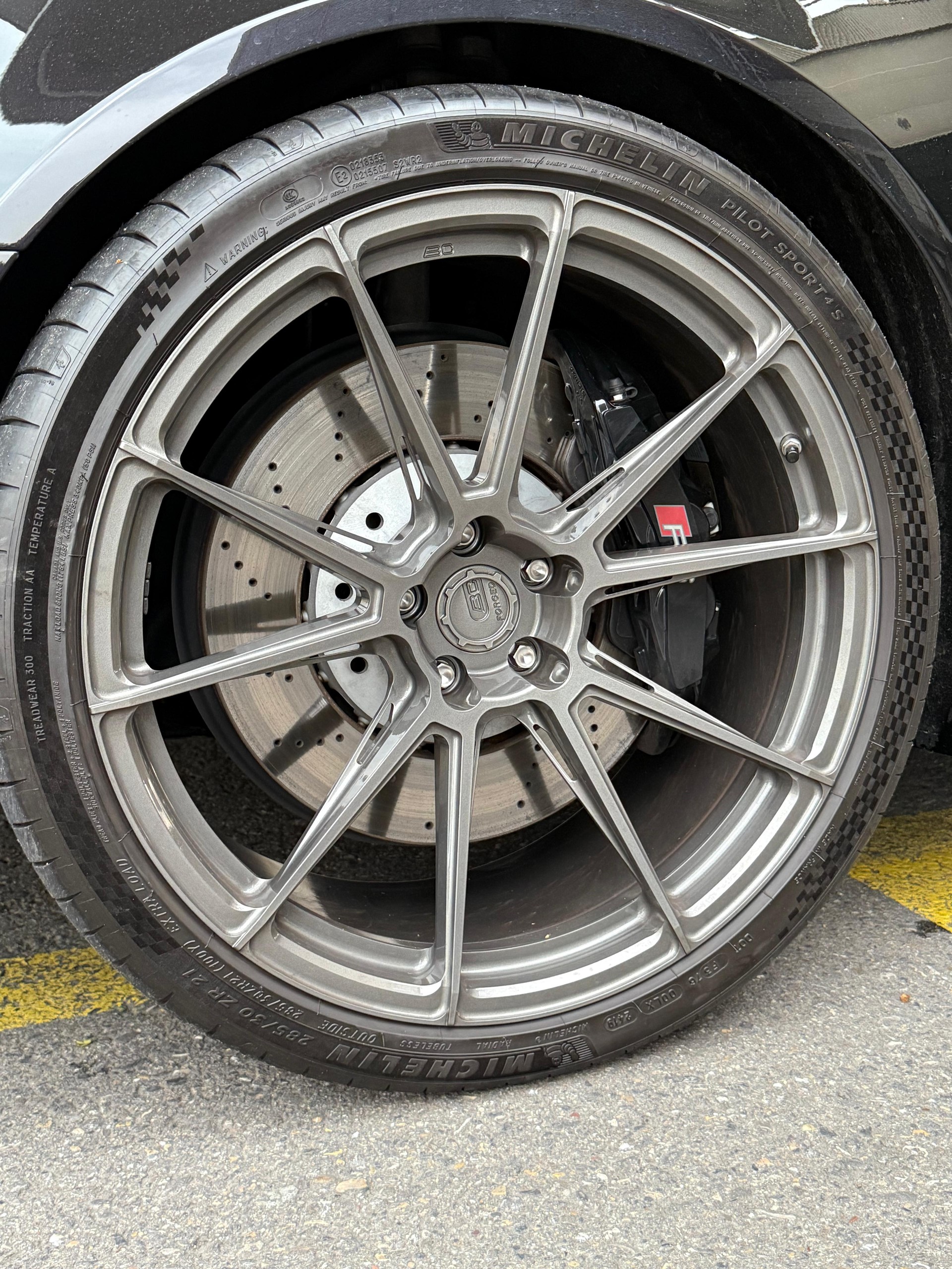 AUDI RS6 Avant 4.0 TFSI V8 performance quattro-image-12