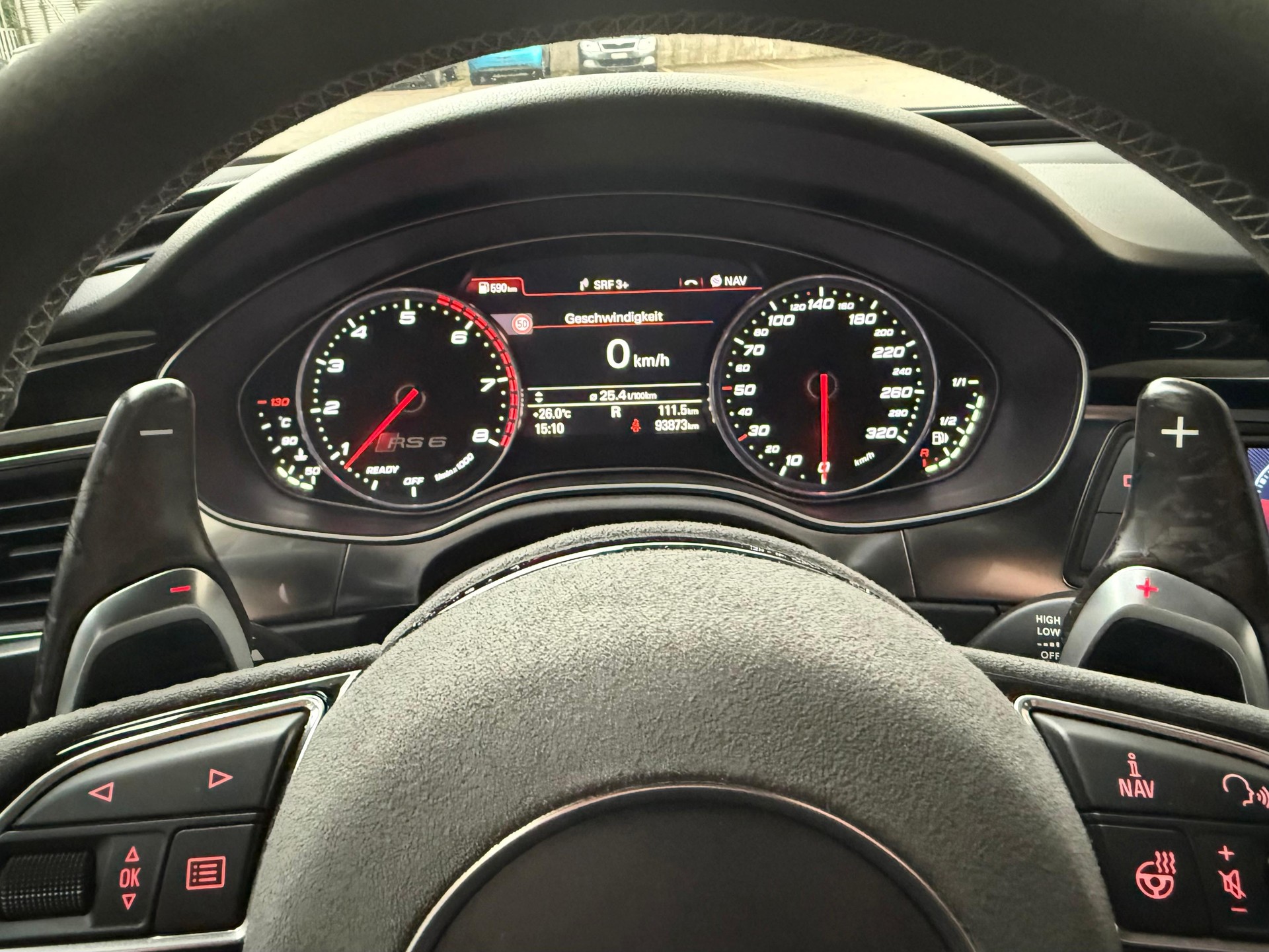 AUDI RS6 Avant 4.0 TFSI V8 performance quattro-image-11
