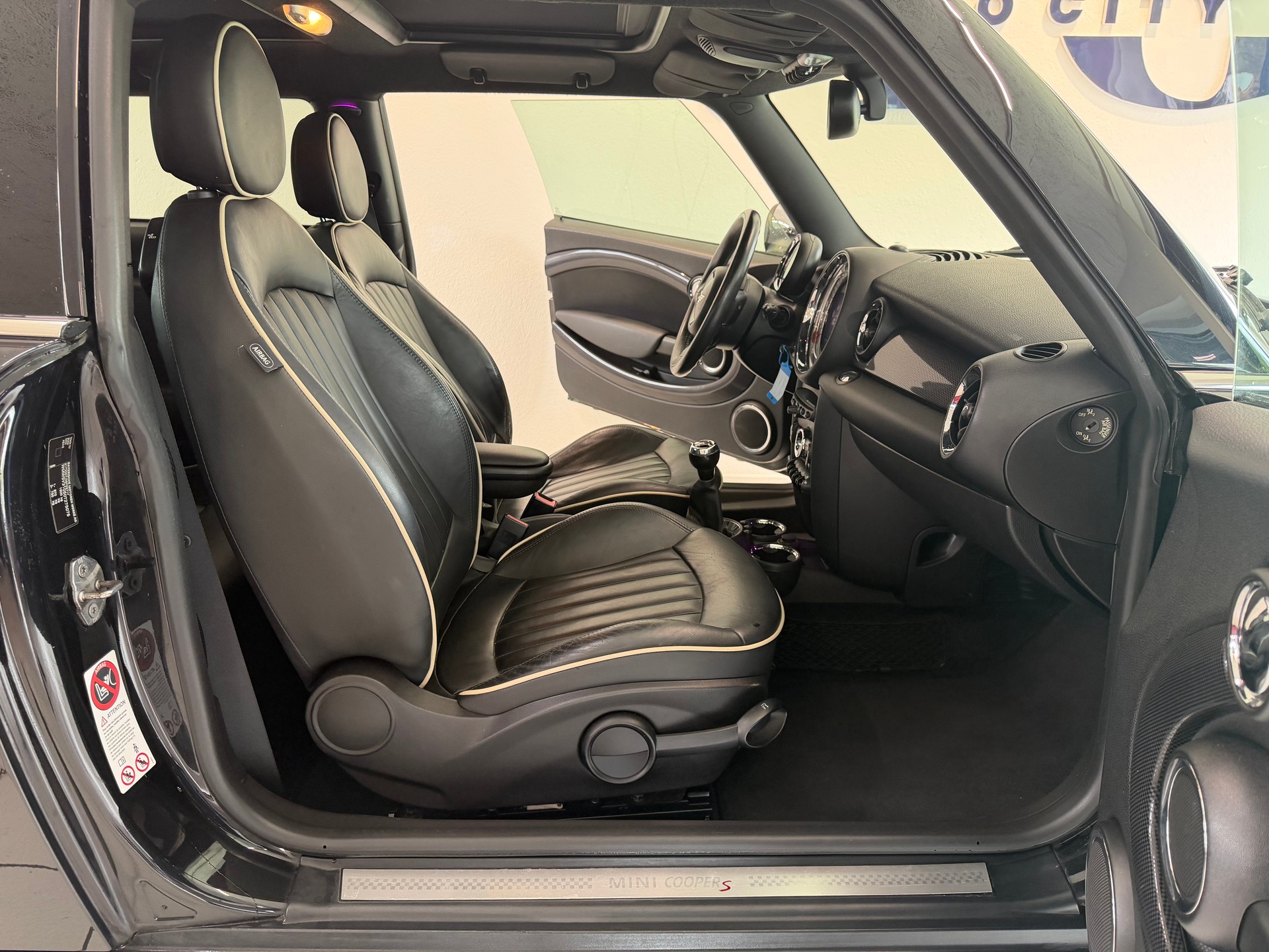MINI Cooper S-image-7