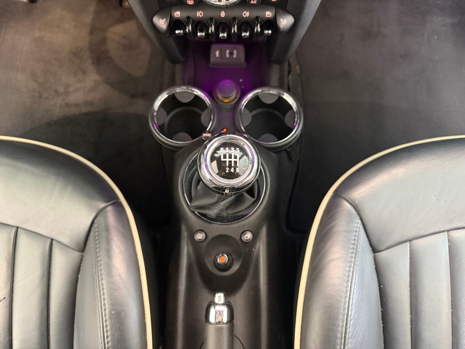 MINI Cooper S-image-13