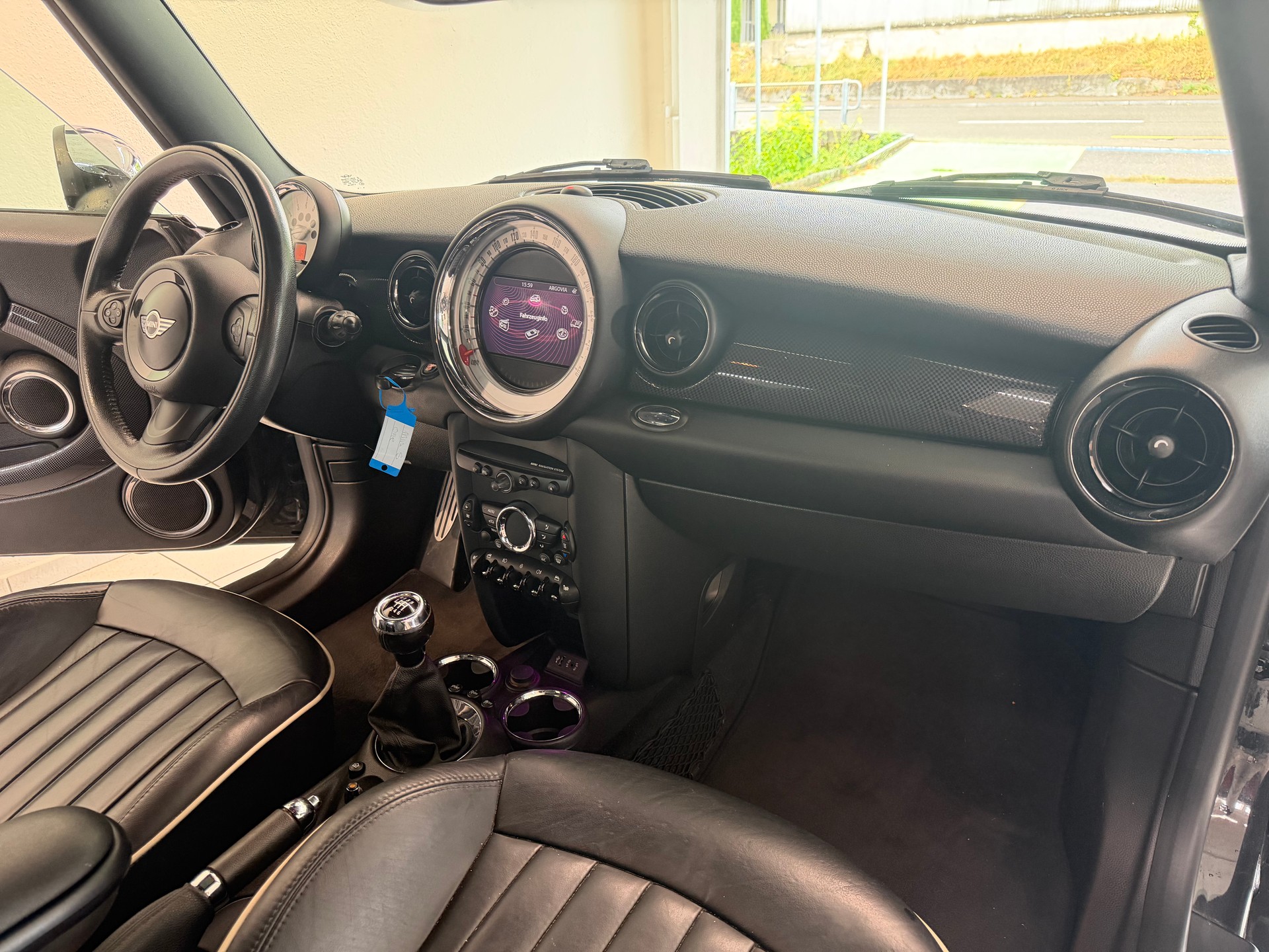 MINI Cooper S-image-6