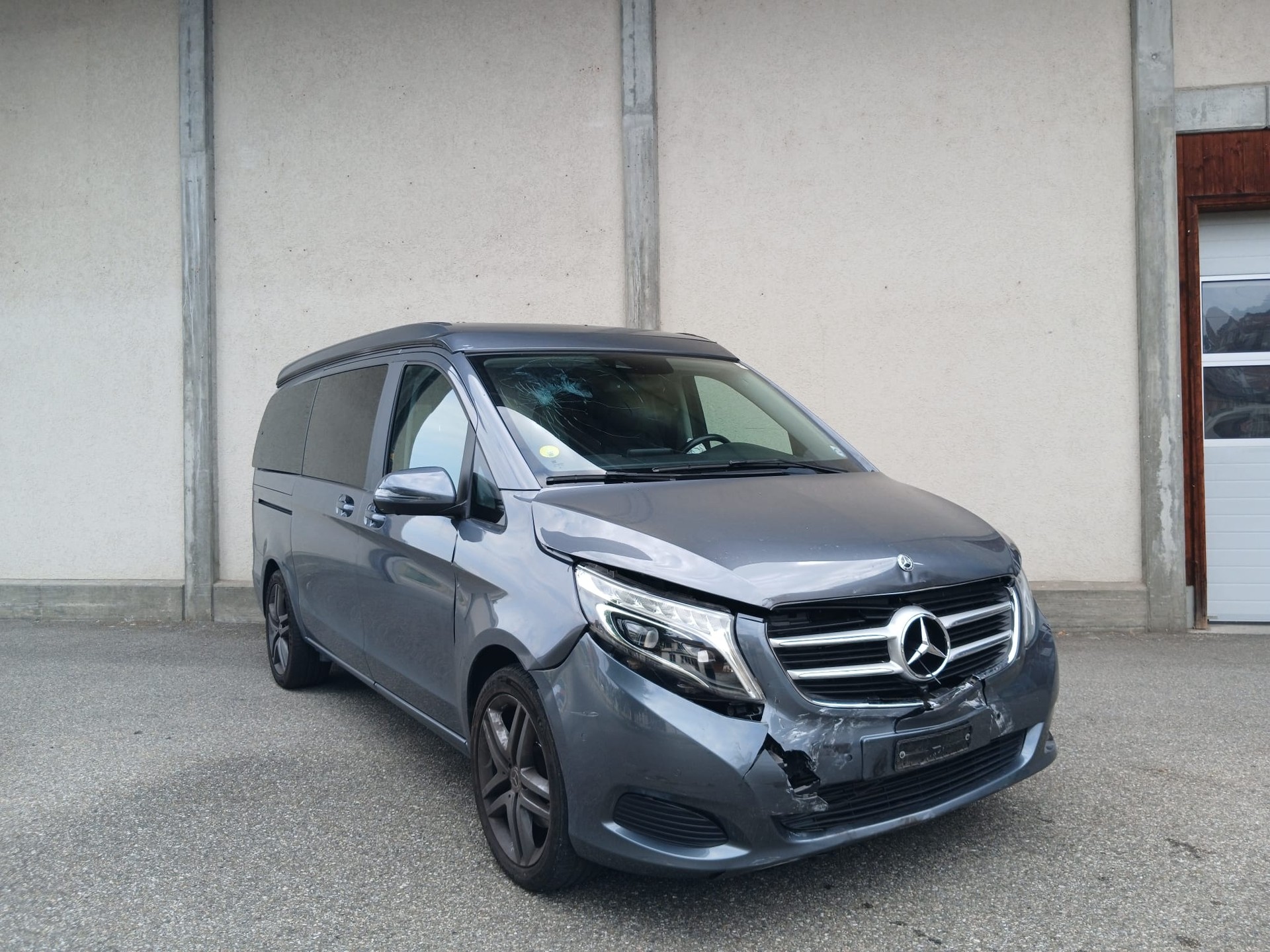 MERCEDES-BENZ Marco Polo-image-0
