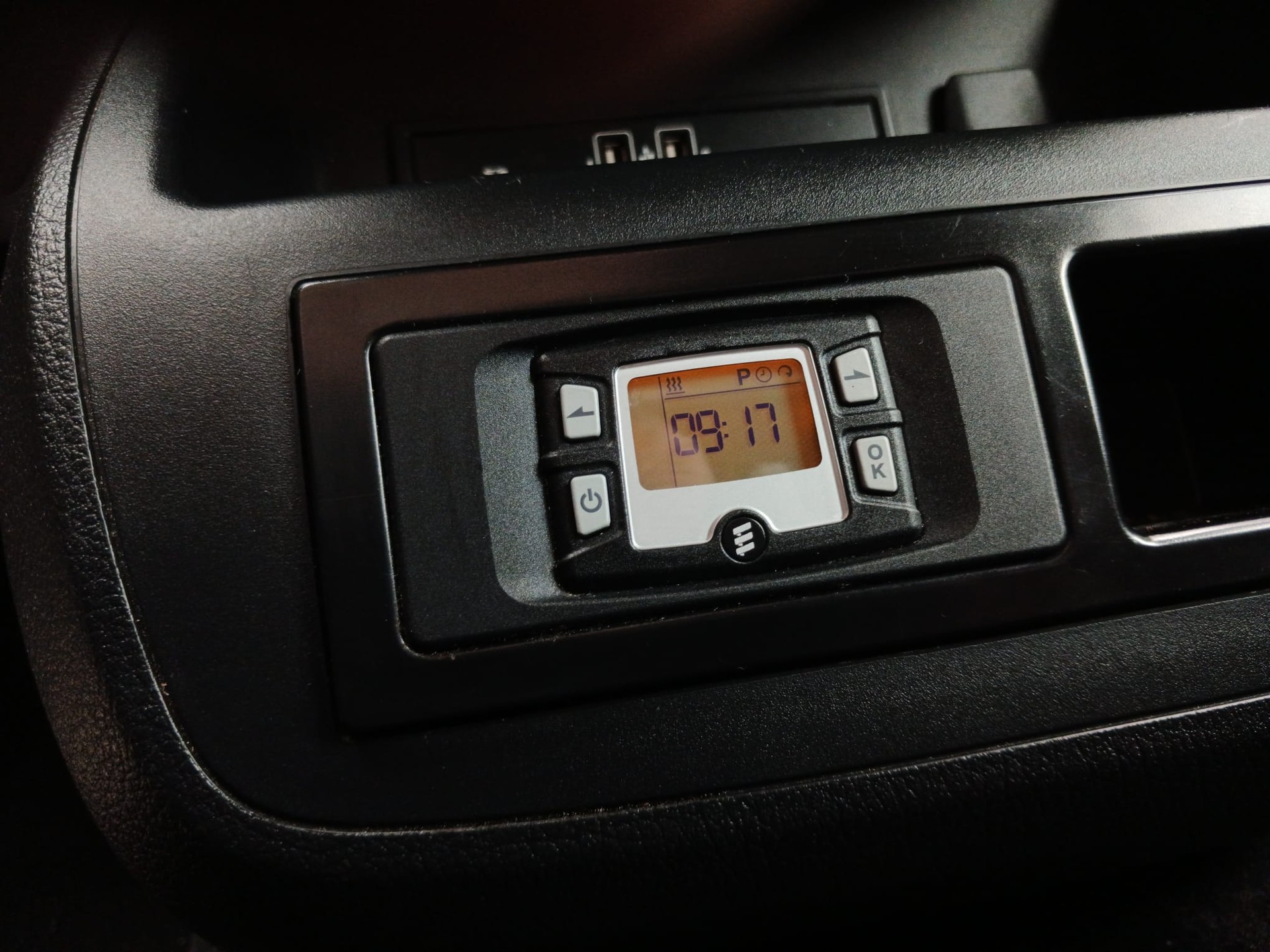 MERCEDES-BENZ Marco Polo-image-9