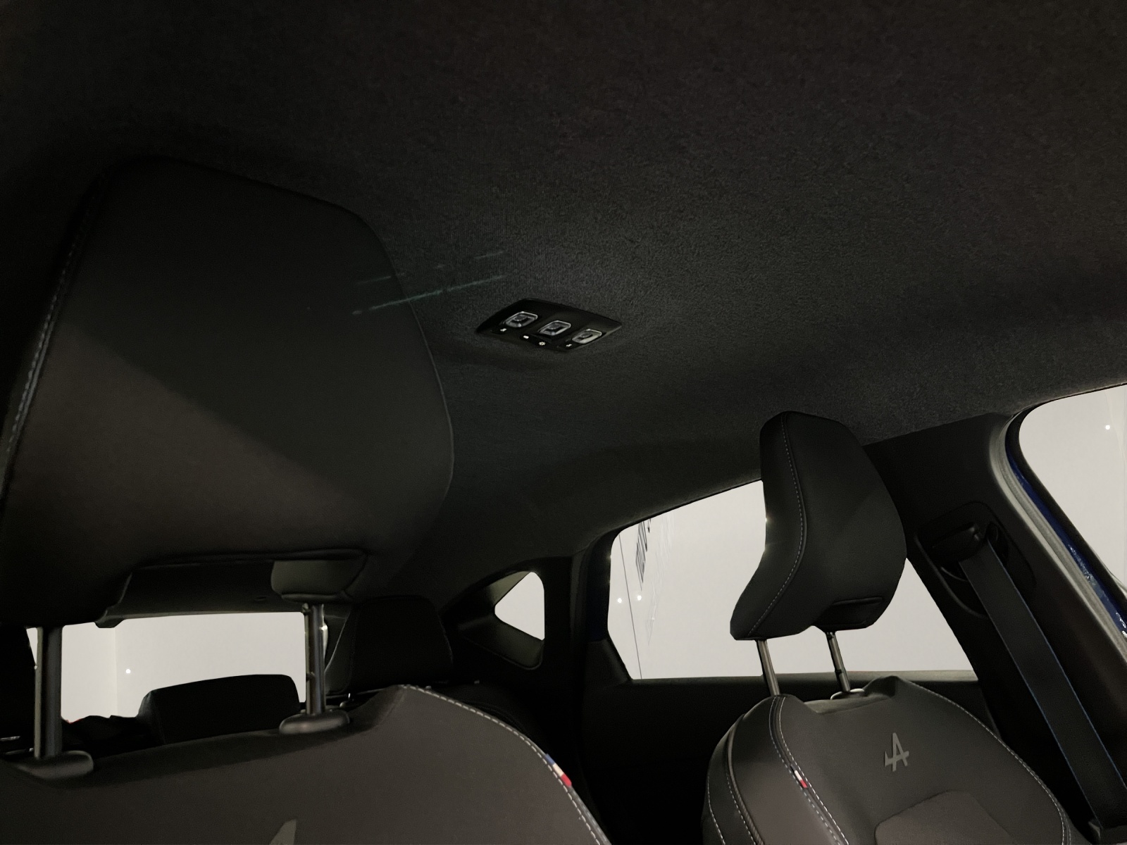 RENAULT Captur 1.3 TCe 160 esprit Alpine EDC-image-15