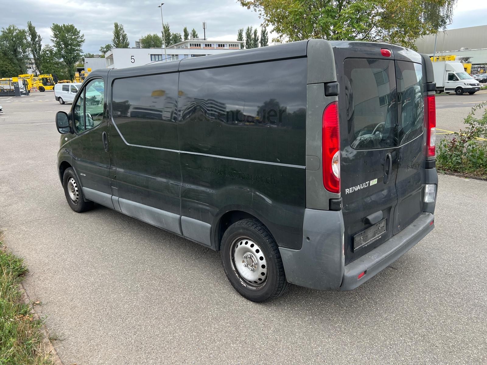 RENAULT Trafic 2.0 dCi 115 2.9t L2H1 Mit Klima Lange version-image-2