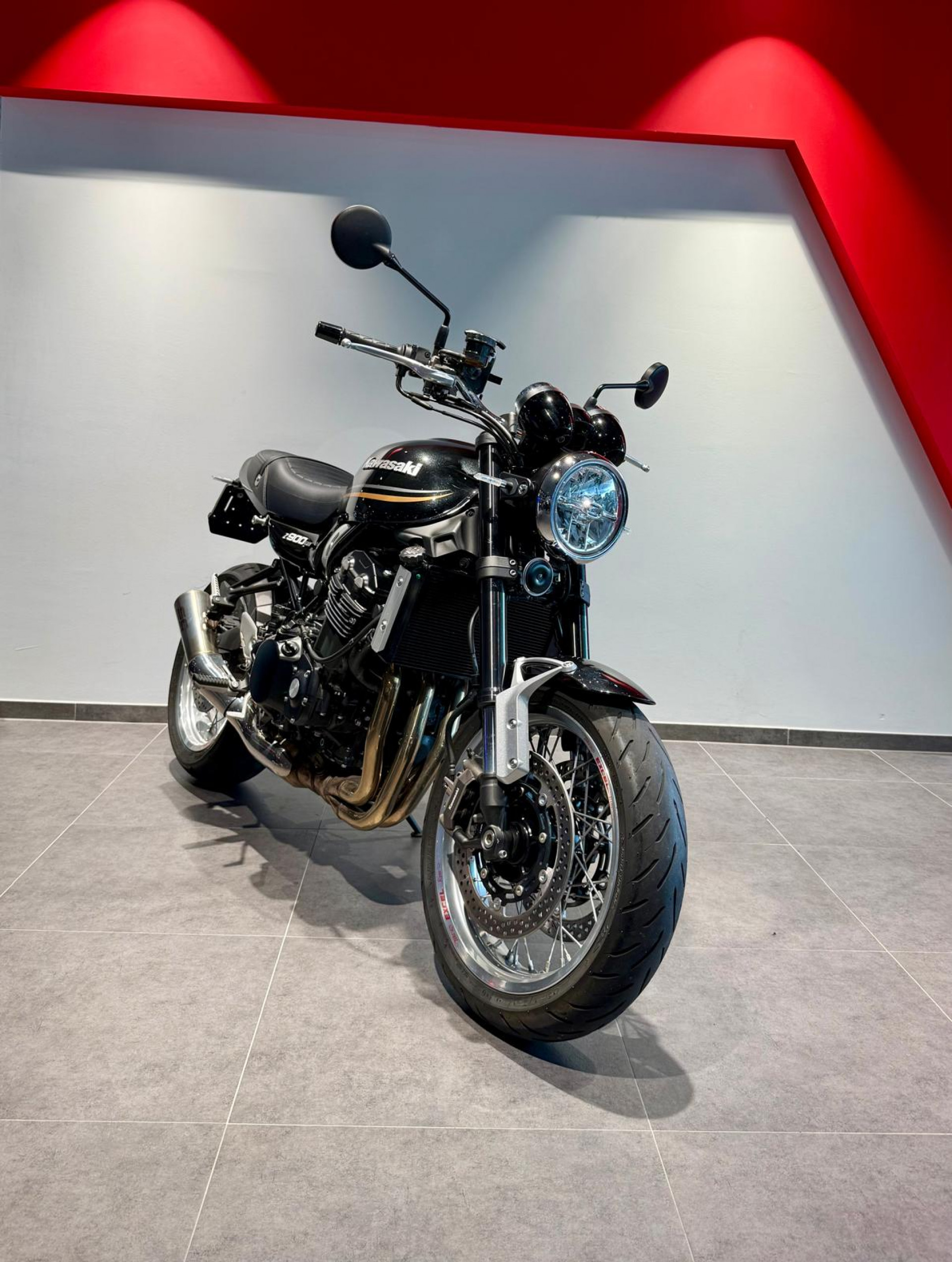 KAWASAKI Z 900 RS