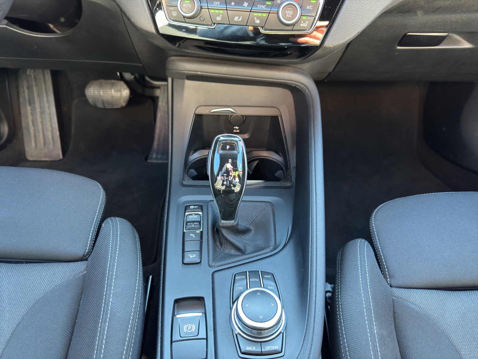 BMW X1 F48 20d xDrive-image-17