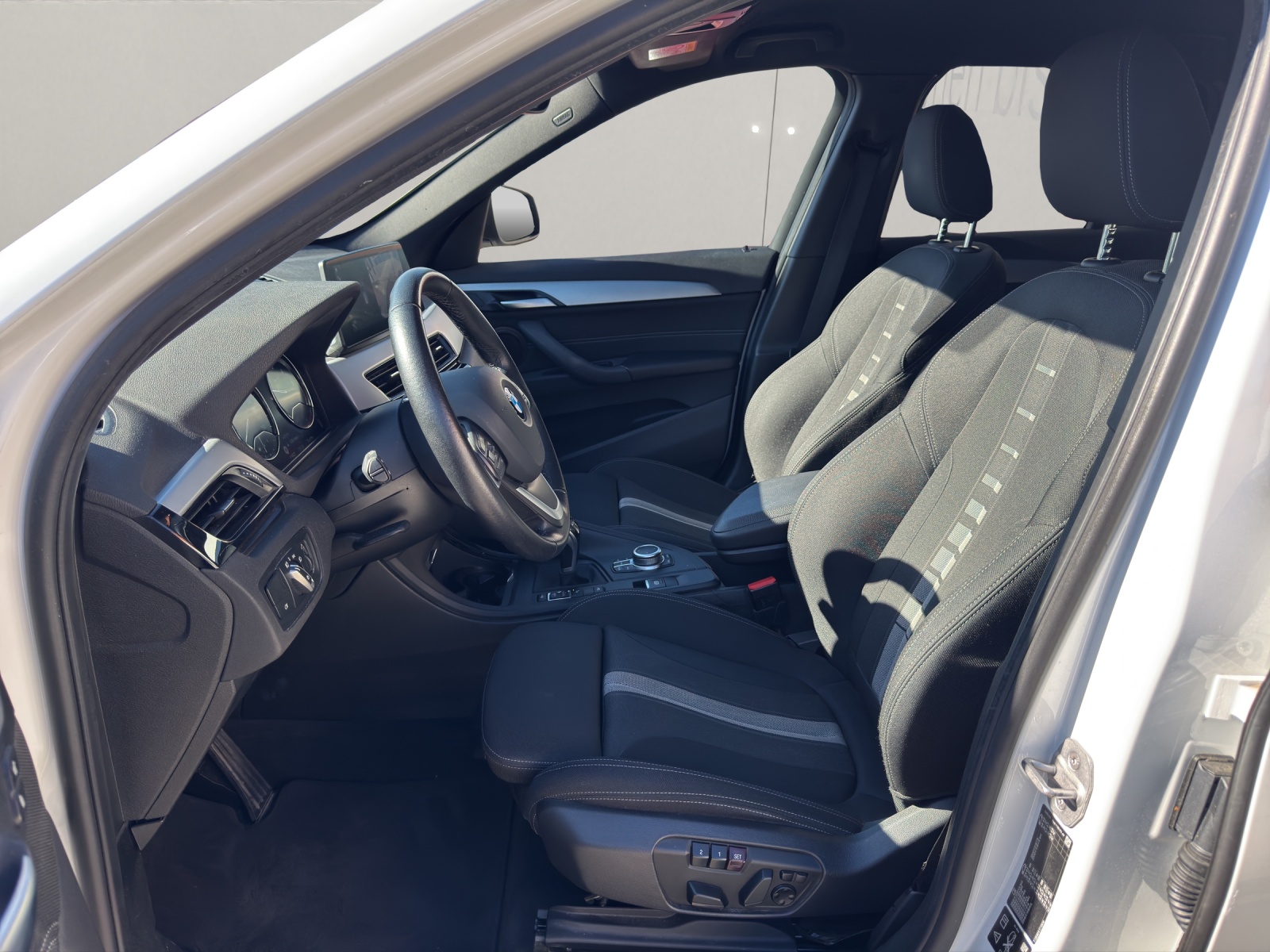 BMW X1 F48 20d xDrive-image-7