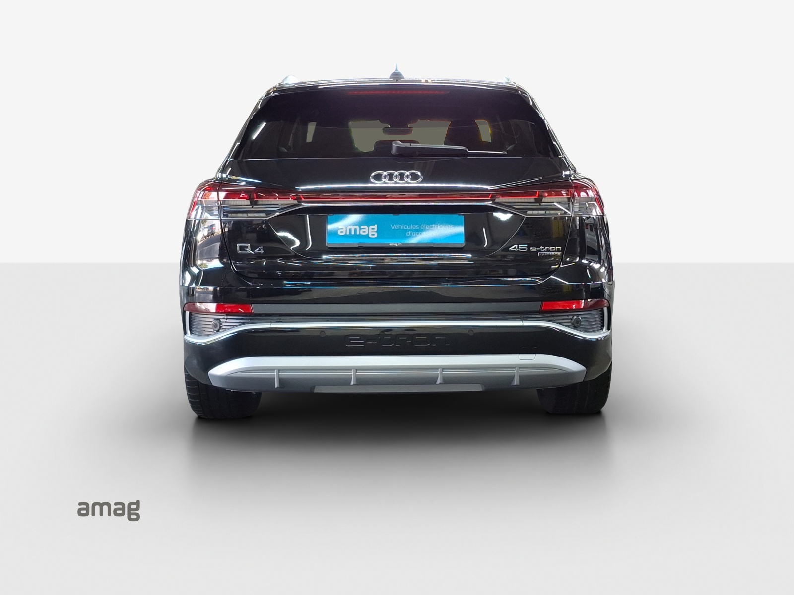 AUDI Q4 e-tron 45 quattro-image-3