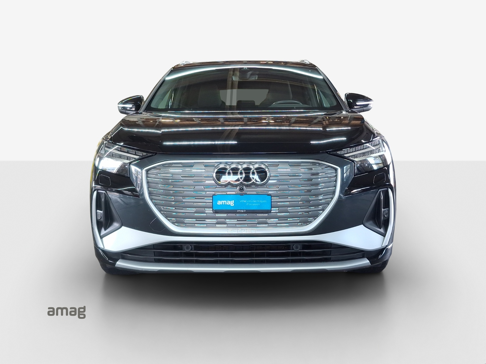 AUDI Q4 e-tron 45 quattro-image-7