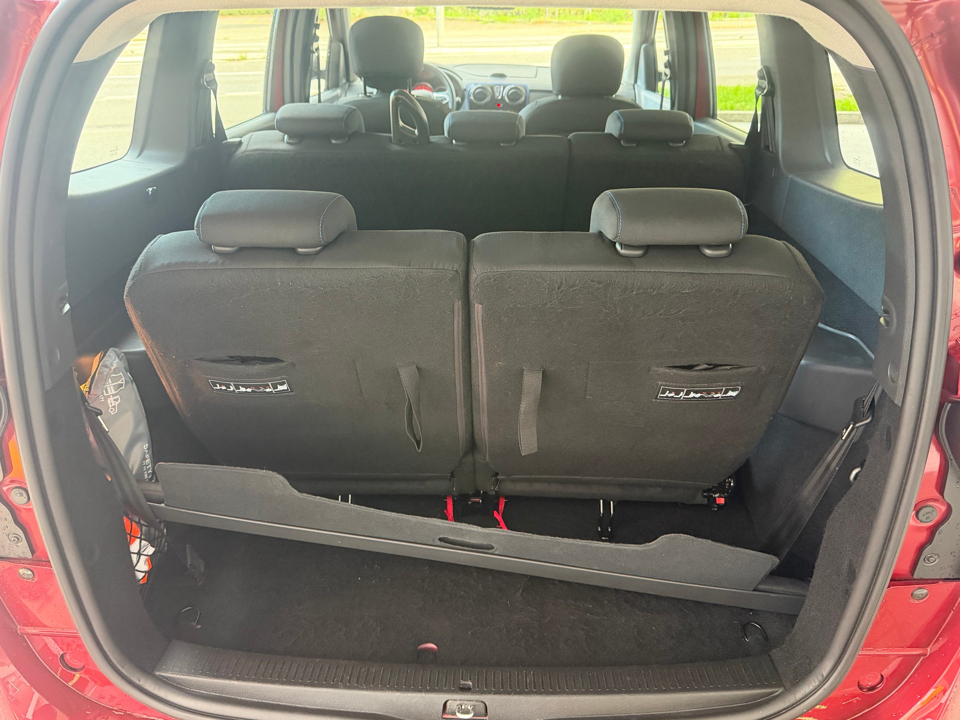 DACIA Lodgy TCE 130 Stepway 7PL-image-8