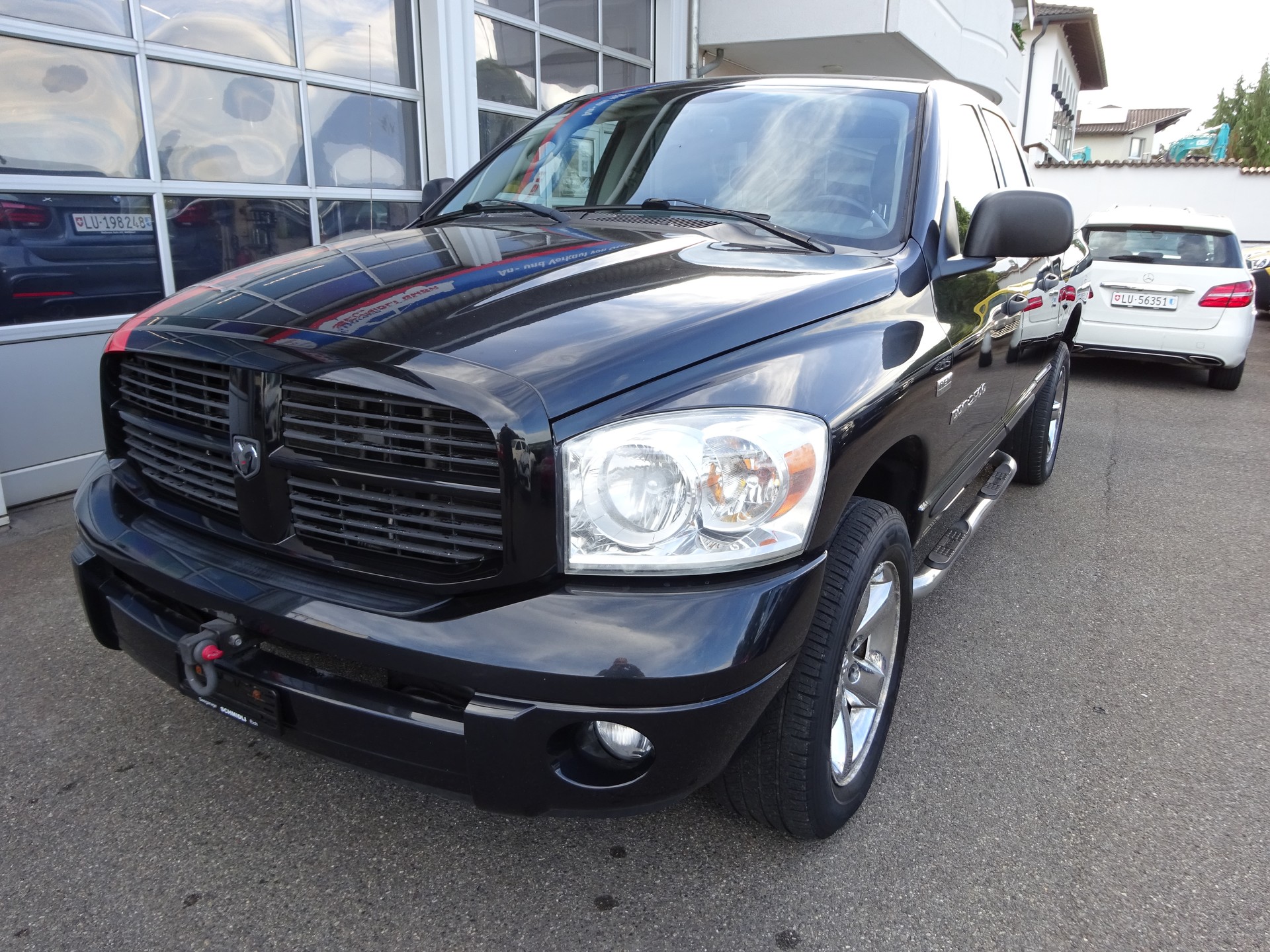 DODGE 5.7 Hemi V8-image-0