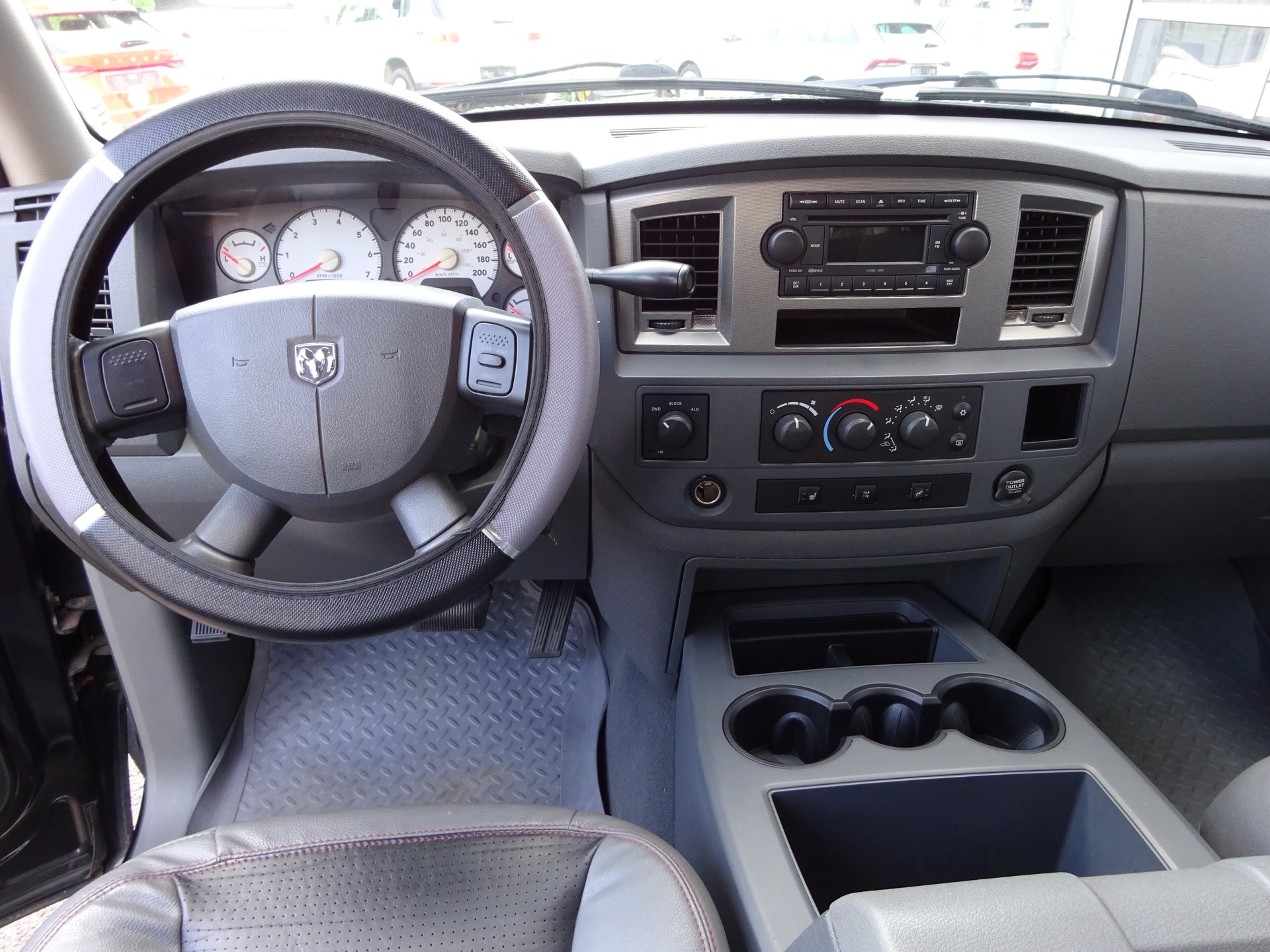 DODGE 5.7 Hemi V8-image-8