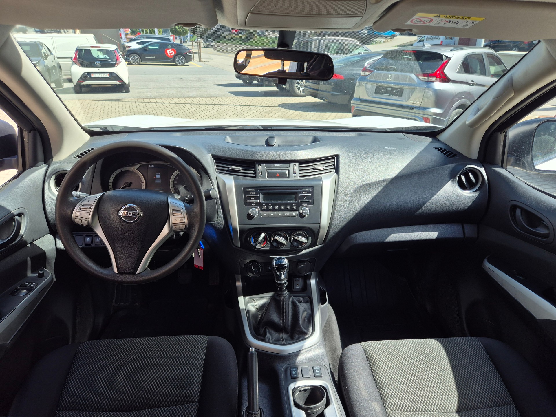 NISSAN NAVARA-image-6