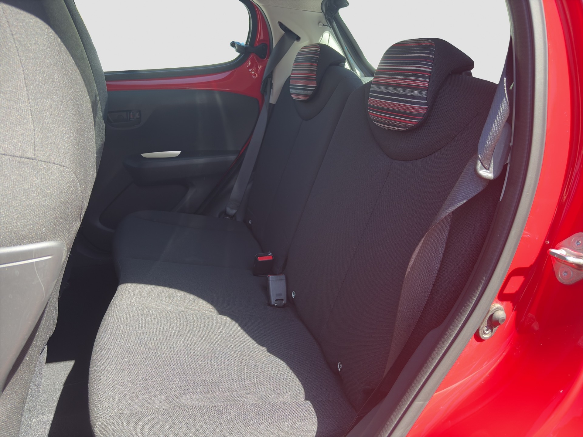 CITROEN C1 1.0 VTi Feel-image-11