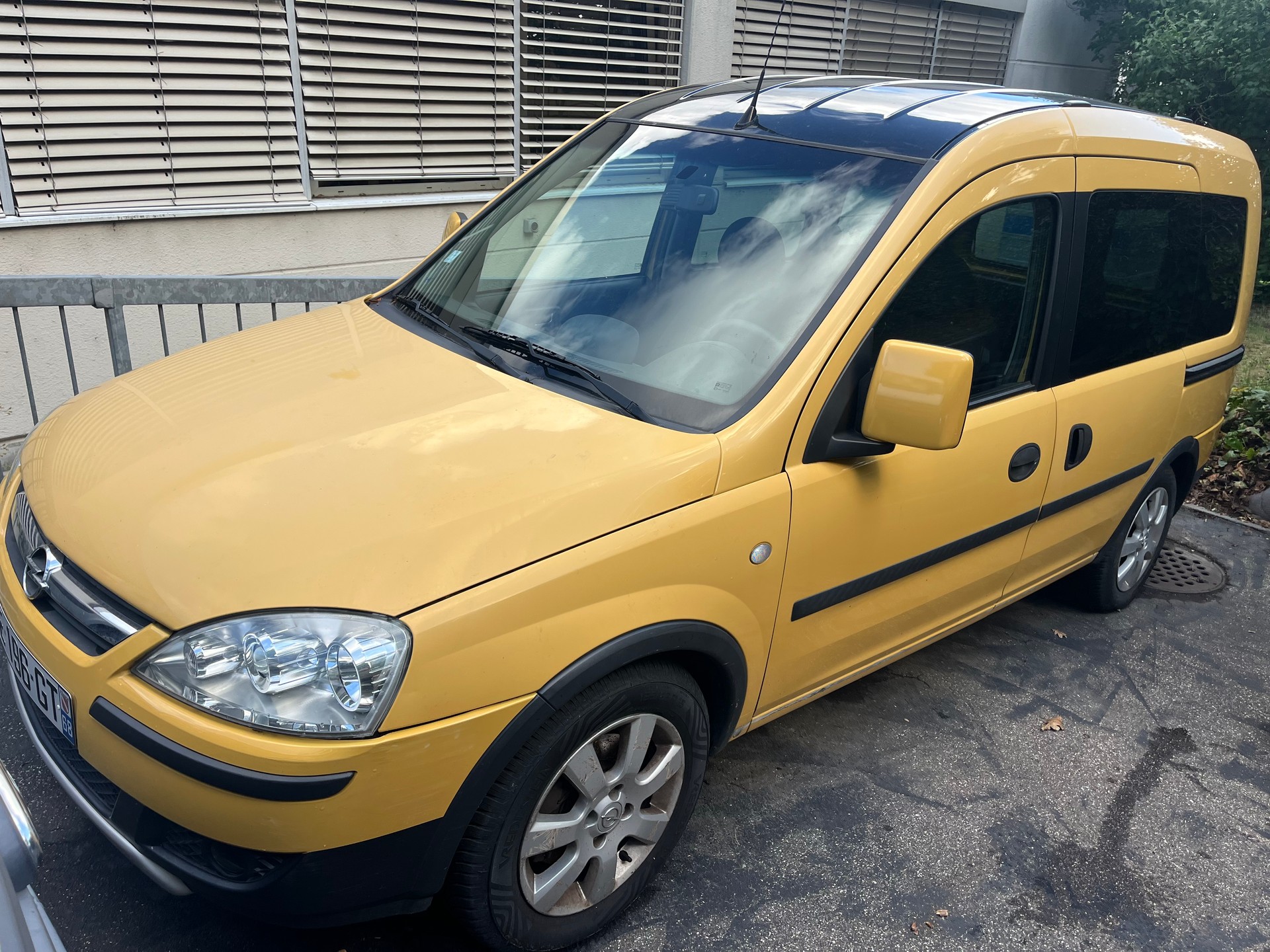 OPEL COMBO