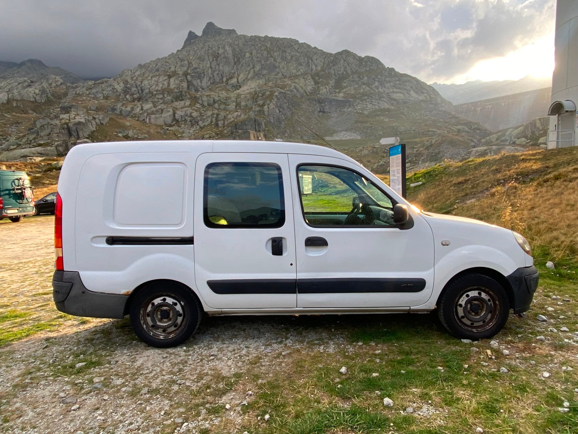 RENAULT 1.5 dCi 65 Grand Volume-image-2