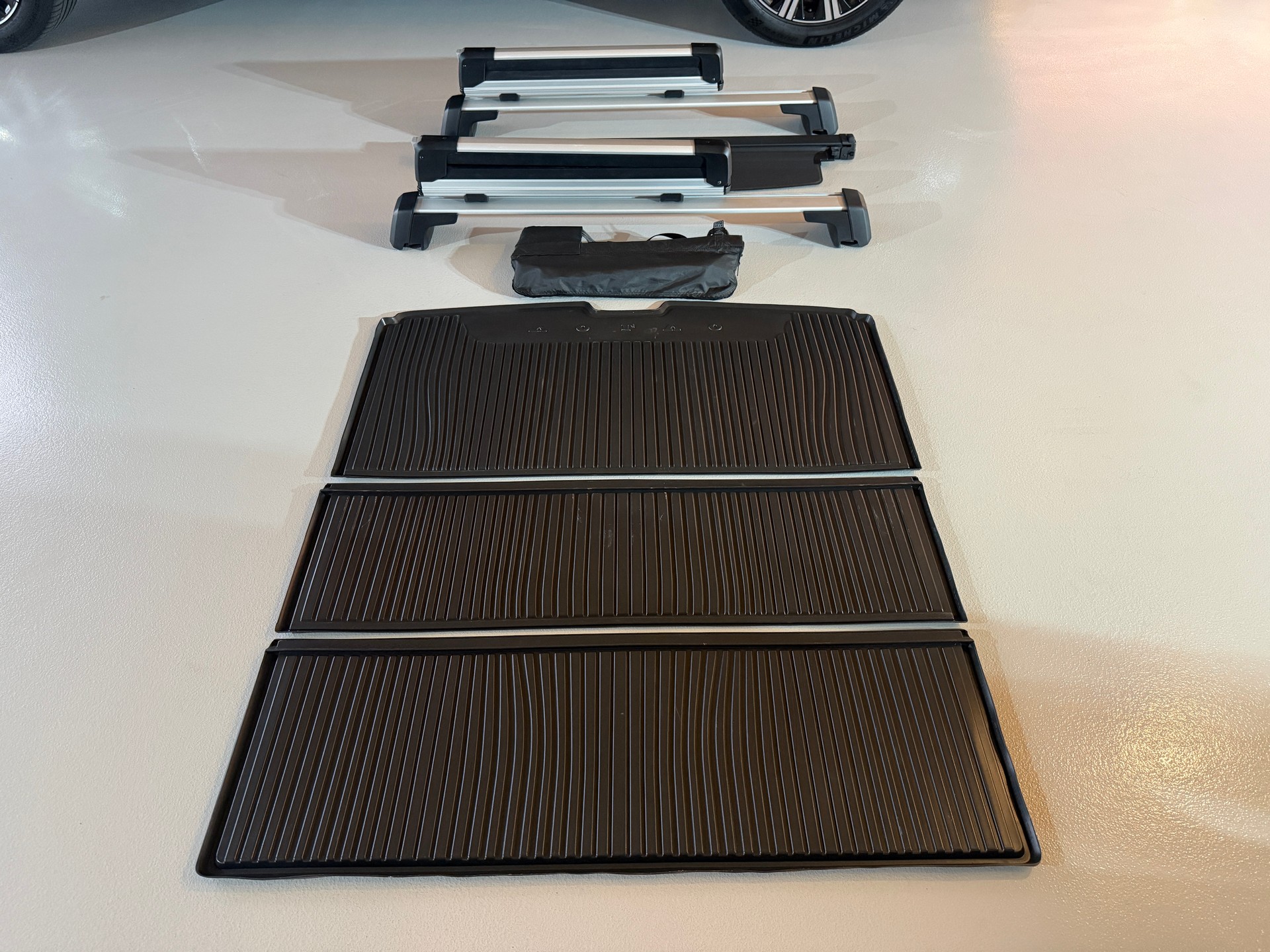 VOLVO XC90 B5 Diesel Mild Hybrid 4x4 7-Sitze Modell 2020 AWD Inscription Geartronic-image-15