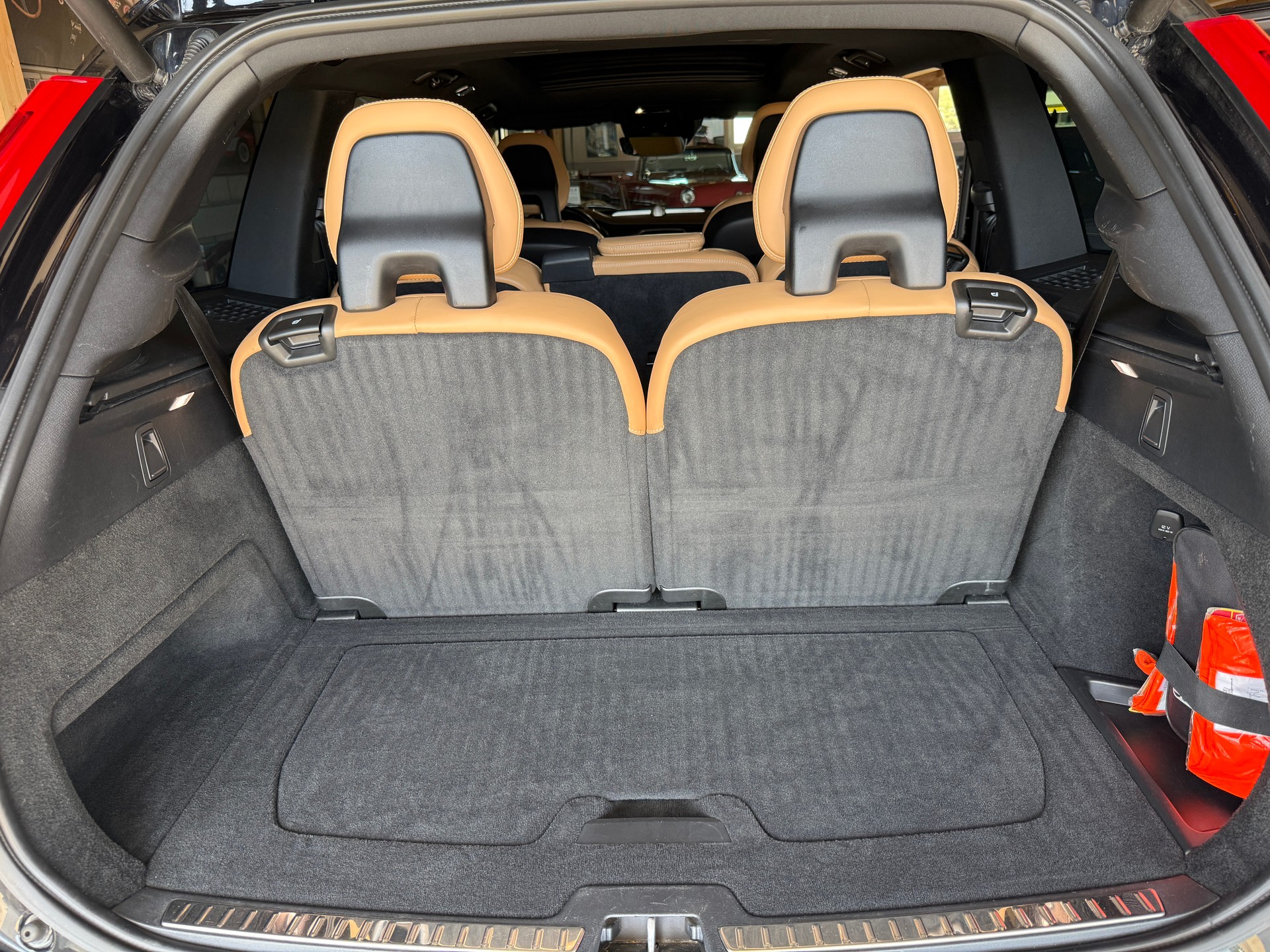 VOLVO XC90 B5 Diesel Mild Hybrid 4x4 7-Sitze Modell 2020 AWD Inscription Geartronic-image-10