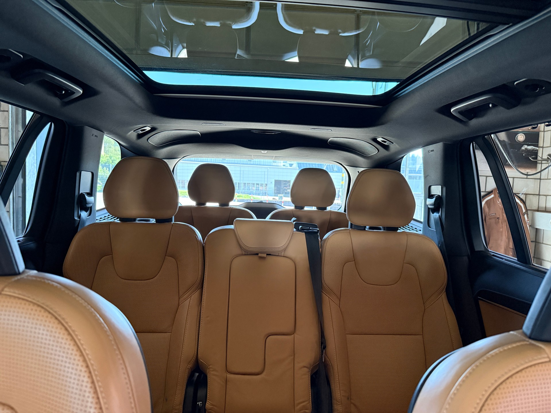 VOLVO XC90 B5 Diesel Mild Hybrid 4x4 7-Sitze Modell 2020 AWD Inscription Geartronic-image-8