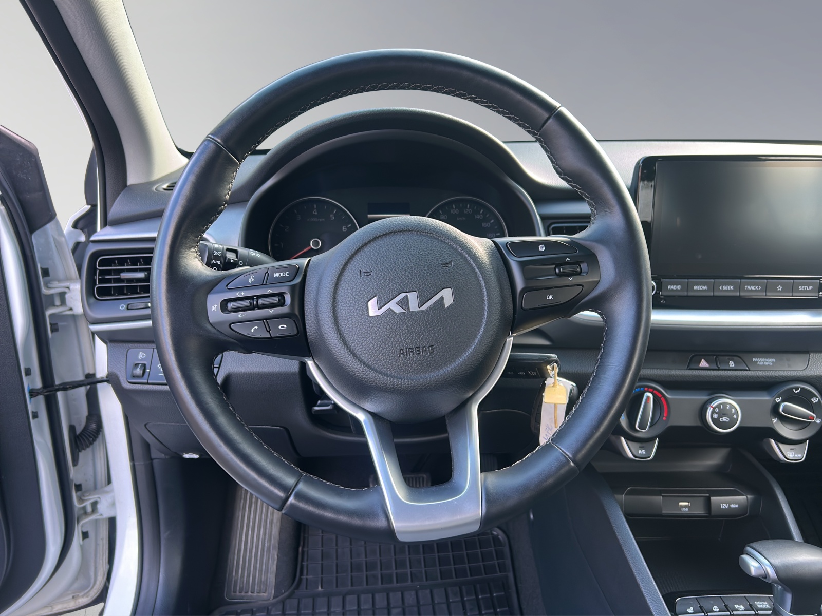 KIA Stonic 1.0 T-GDi Power Edition-image-8