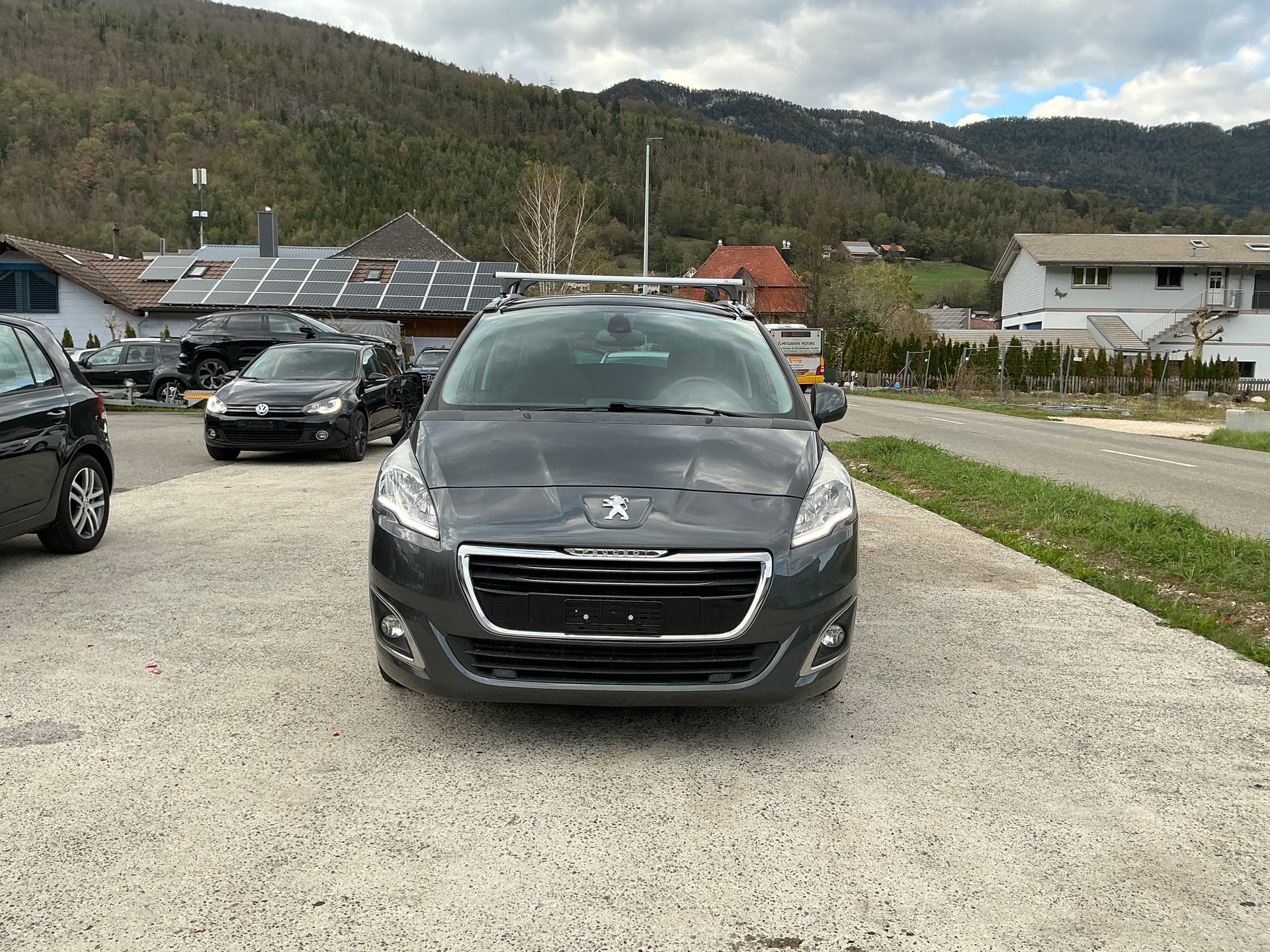 PEUGEOT 5008 1.6 16V T Style Tiptronic-image-1