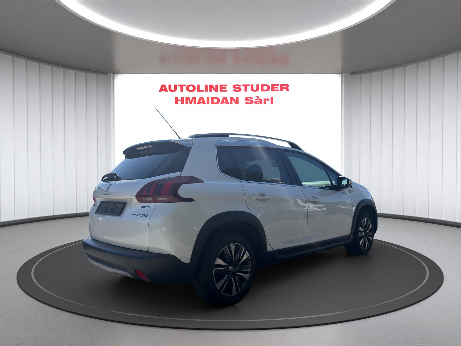 PEUGEOT 2008 1.2 PureTech Allure EAT6-image-4