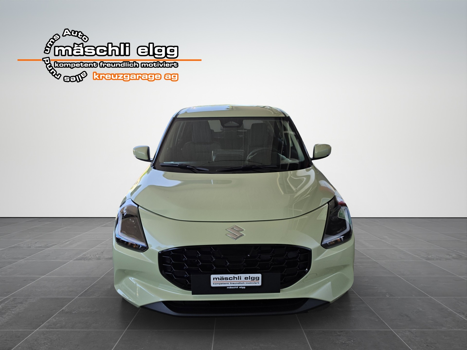 SUZUKI Swift 1.2 Sakura Top Hybrid 4x4-image-5
