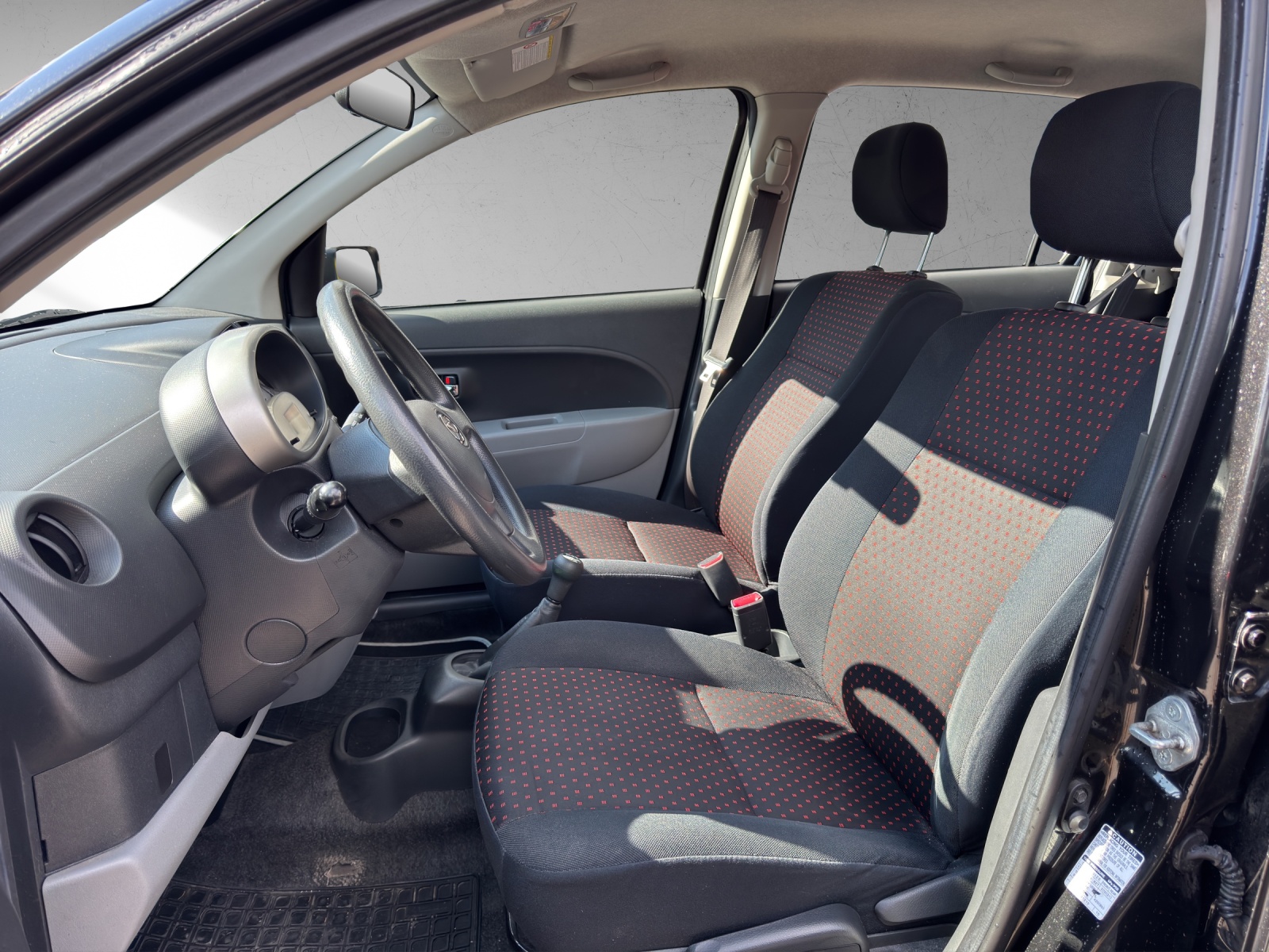 DAIHATSU Sirion 1.3 S eco-4WD-image-9